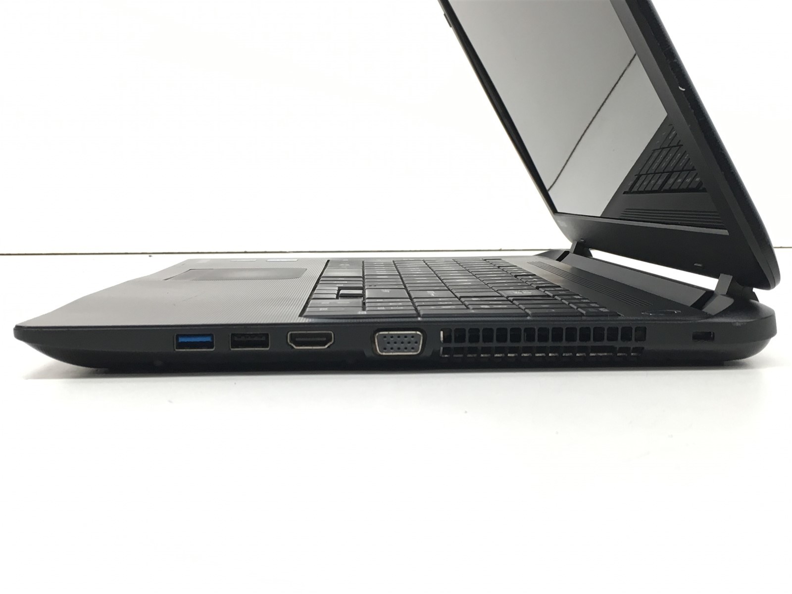 Toshiba Satellite Laptop Celeron N2840 2.16GHz 4GB RAM 500GB HDD Win 8.1 15.5″