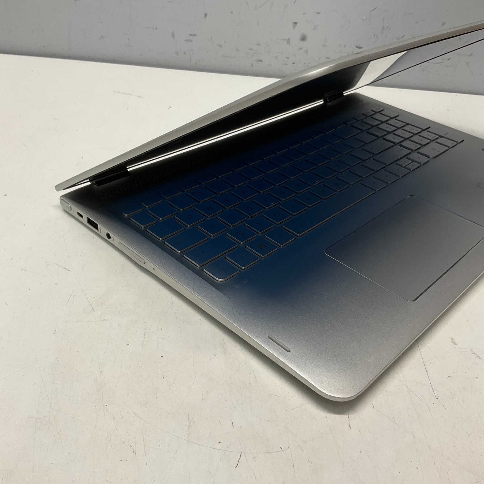 HP ENVY X360 M6 CONVERTIBLE | INTEL CORE I5-7200U 2.50GHZ 1TB HDD 8GB Win 10
