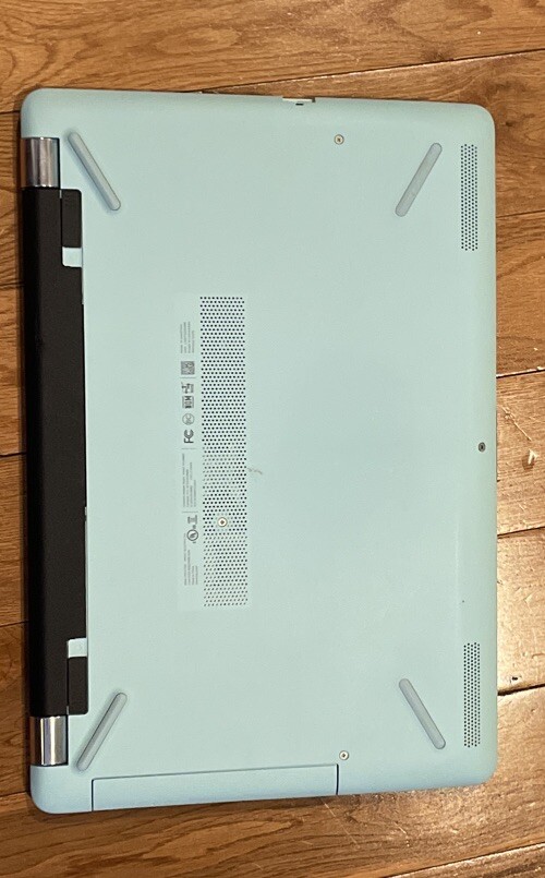 HP Laptop 15 bw0xx AMD A9-9420 RADEON R5 4GB RAM 1TB HDD. teal color. w/ charger