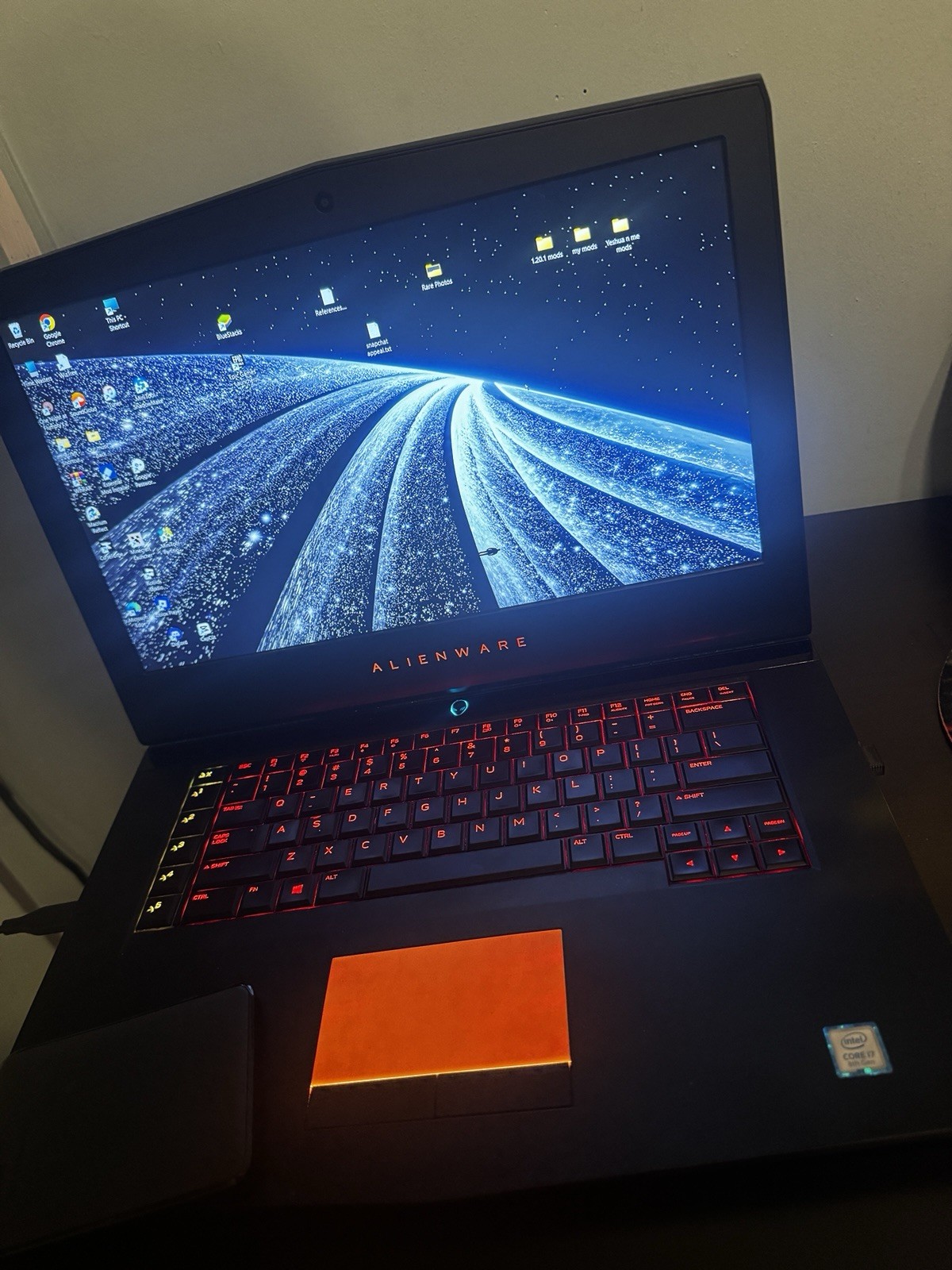Alienware 15 R4 15.6in i7-8750H 16GB 1TB SSD GTX 1060 Win 11