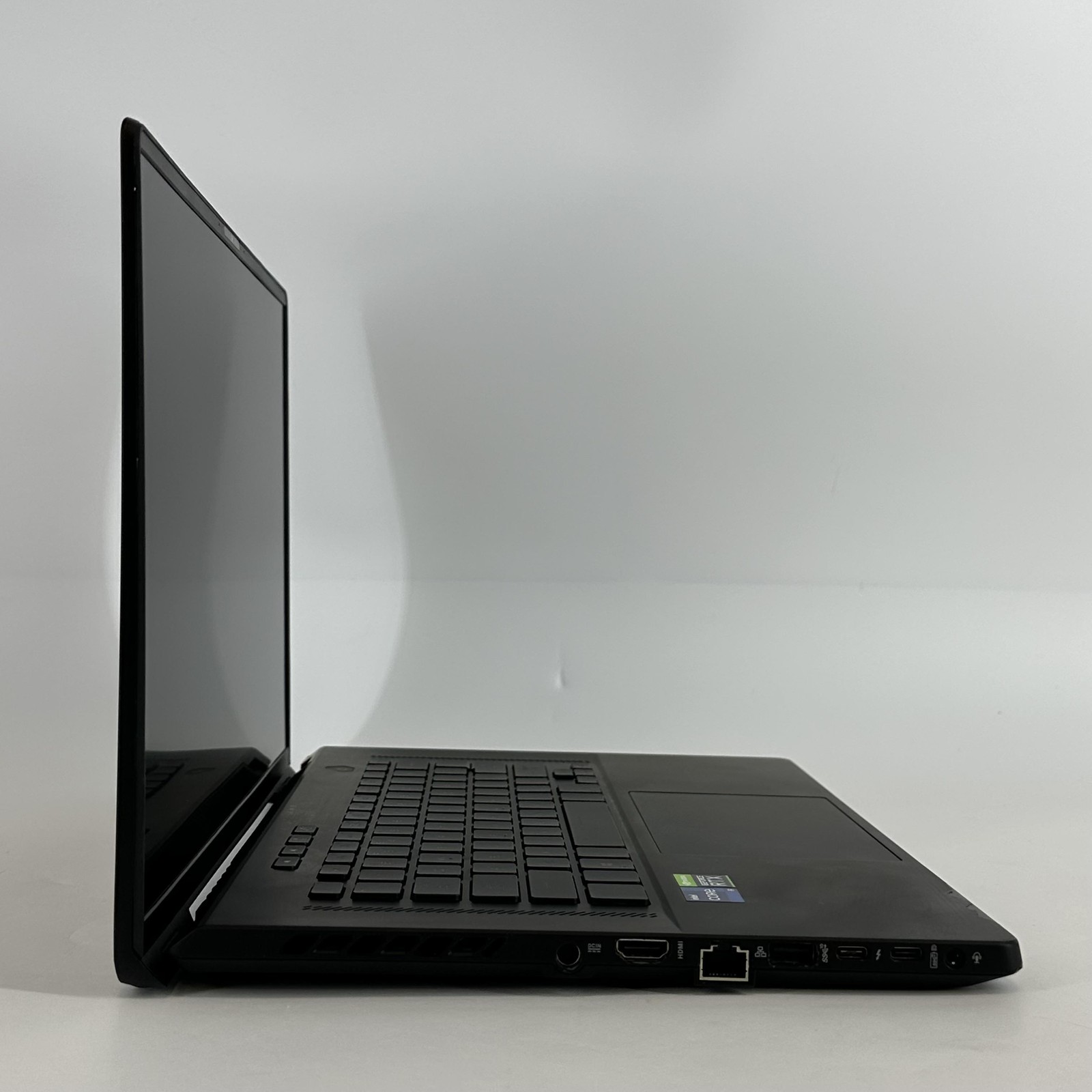 Asus ROG Zephyrus M16 GU603 165Hz QHD+ i9-11900H 16GB 1TB RTX 3060 Pink Hue