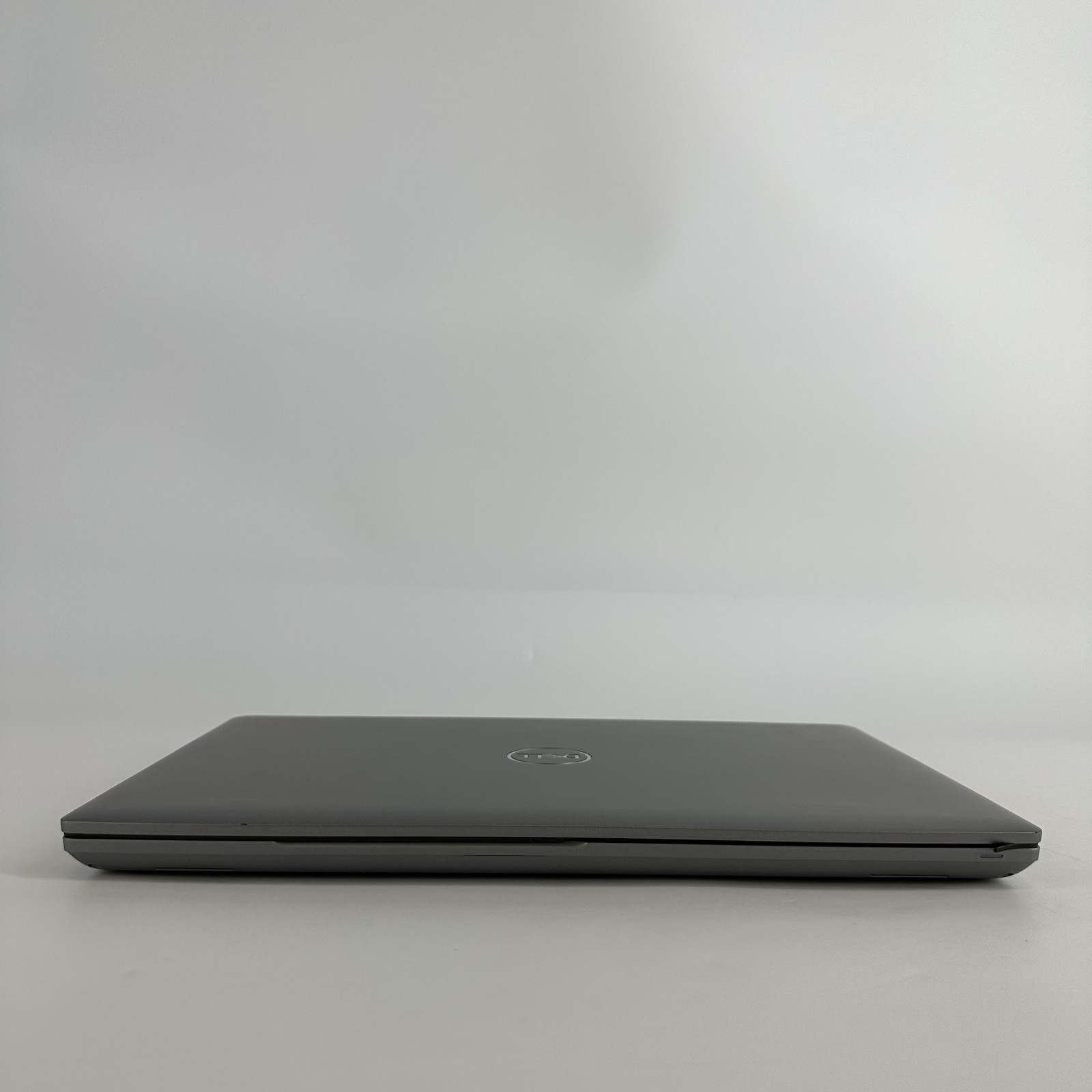 Dell Precision 3561 15.6 FHD i7-11850H 2.50GHz 32GB 512GB SSD T600 Very Good