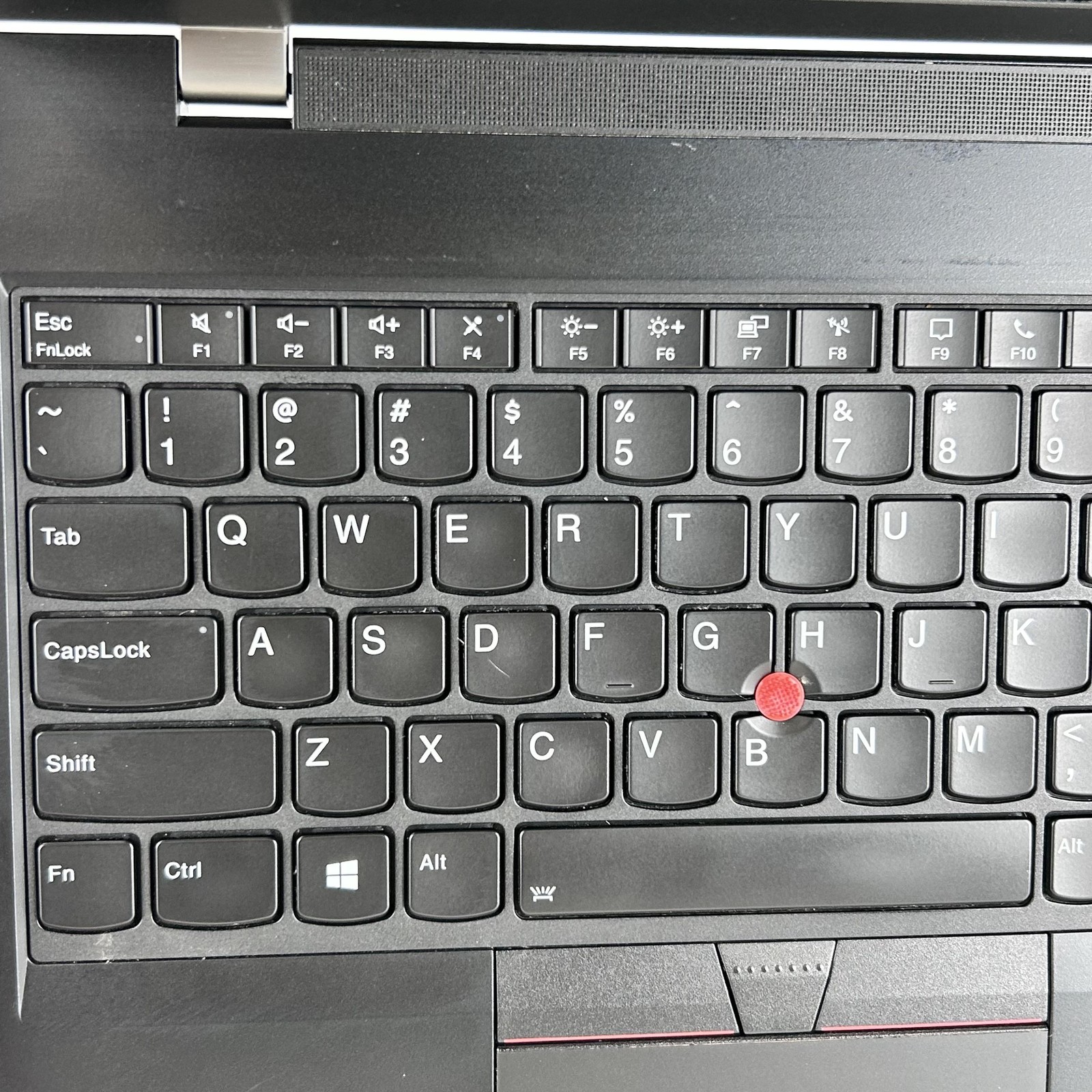 Lenovo ThinkPad T15p Gen 2 Black FHD i5-11400H 2.70GHz 16GB 512GB WHITE SPOTS