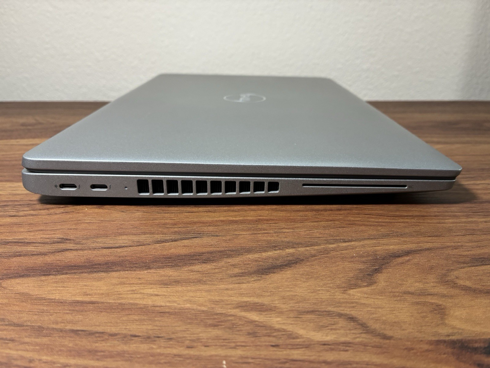 Dell Latitude 5550 Laptop Ultra 5 16GB DDR5 512GB SSD 15.6” FHD WIN 11 Warranty!