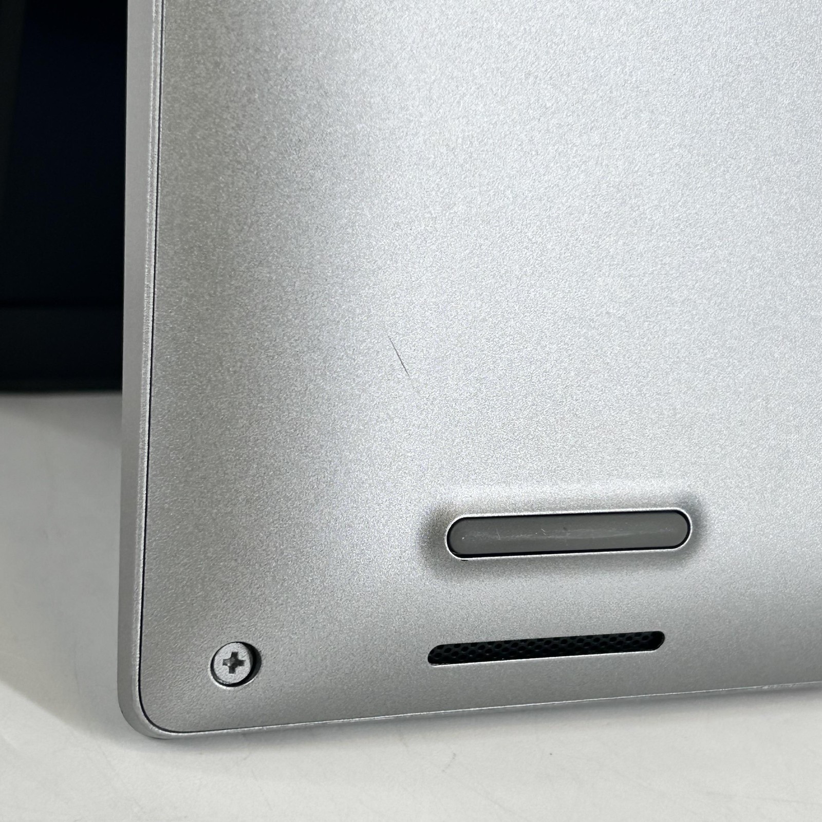 Dell Latitude 5520 15.6 Silver FHD i5-1145G7 2.60GHz 16GB 512GB SSD Very Good
