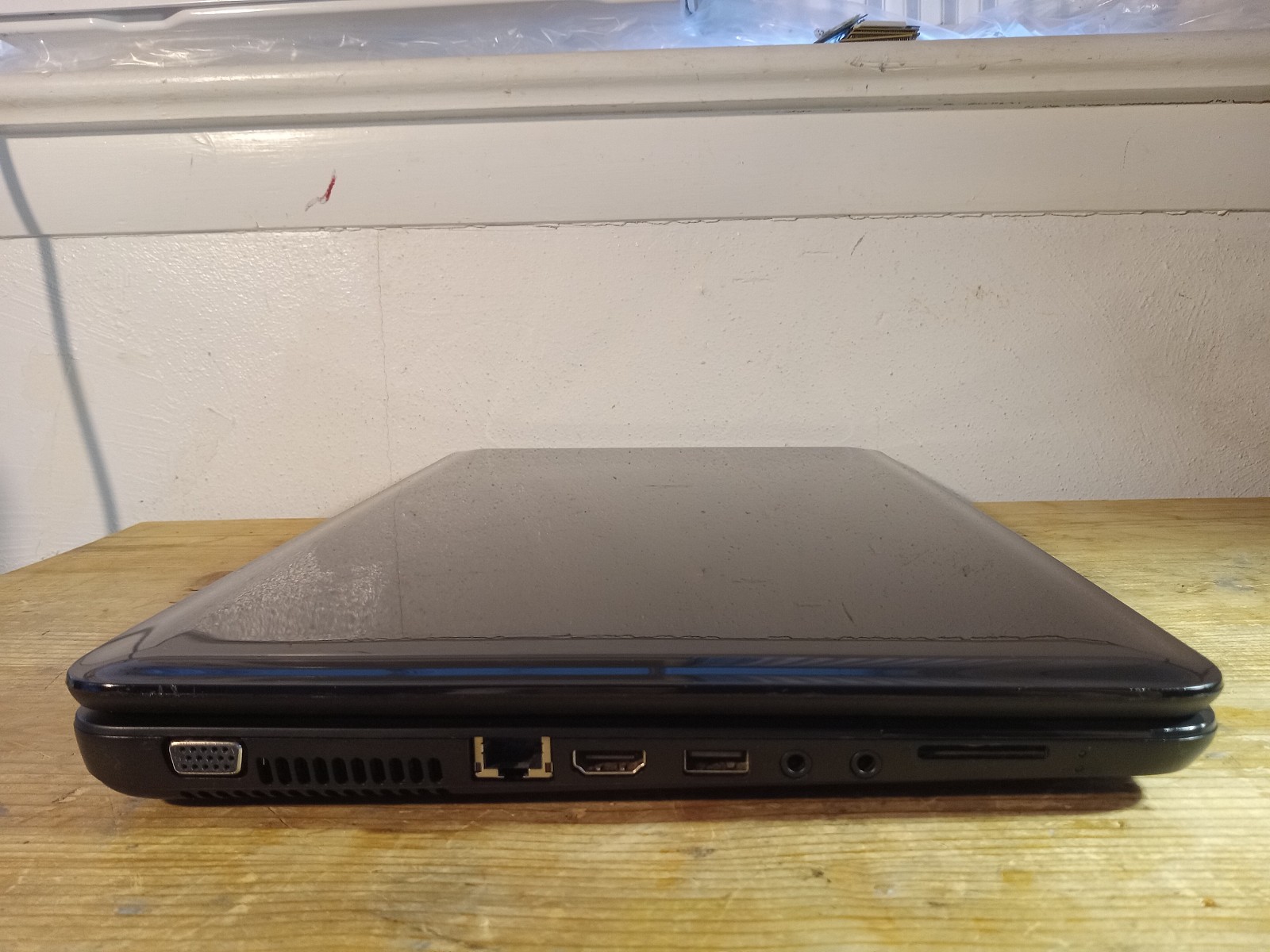 HP 2000 Notebook Laptop, i7 3740QM 2.7 GHz, 8GB RAM, Win10 Pro, 256 GB SSD