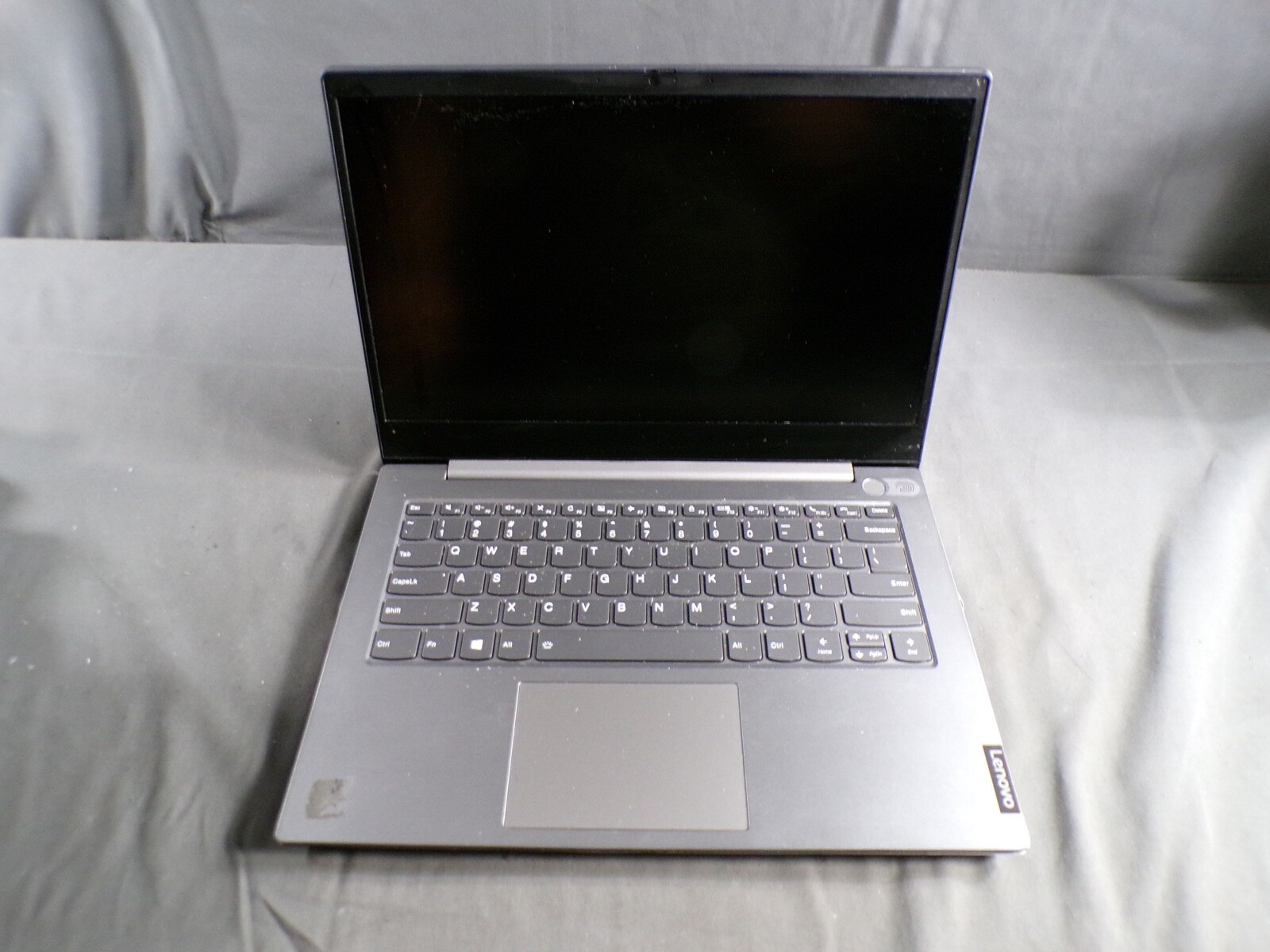 LENOVO THINKBOOK 14-IML 8GB RAM **CRACKED SCREEN **NO HD/ NO CADDIE/ NO OS