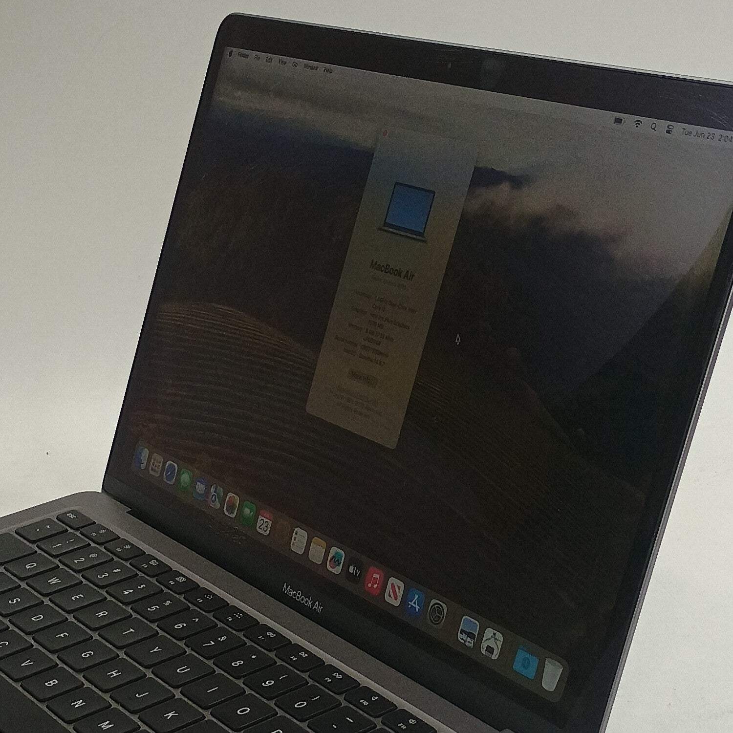 Broken 2020 Apple MacBook Air 13.3″ i3 1.1GHz 8GB RAM 256GB SSD Battery Service