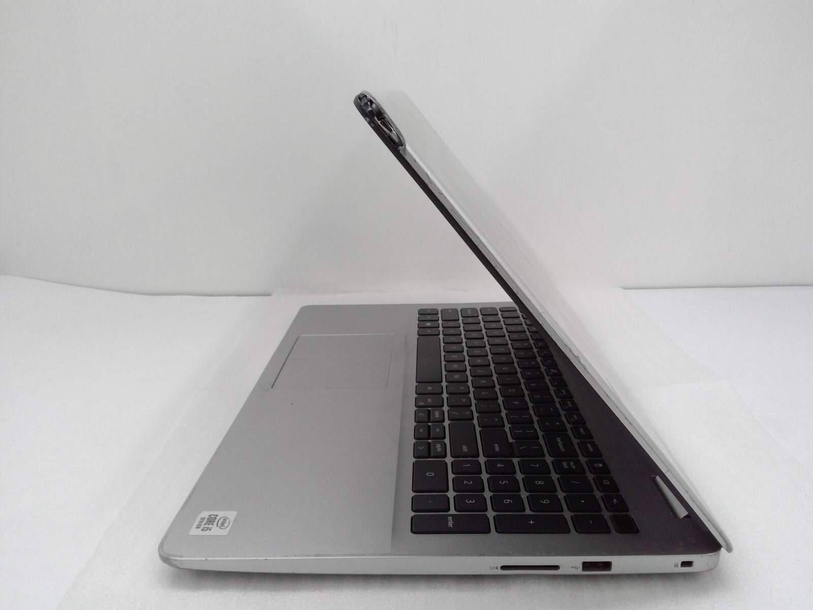 Dell INSPIRON 5593 15.6″ i5-1035G1 1.20Ghz Ram 16GB No SSD / Battery* Read*