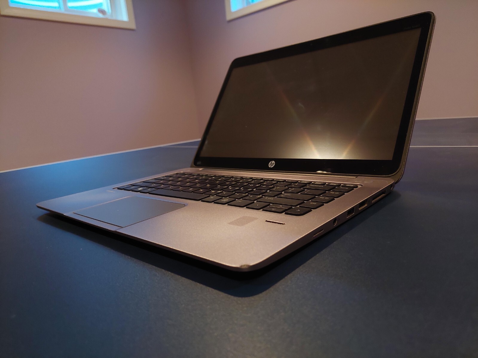 HP Elitebook Folio 1040 INTEL CORE I7 8GB RAM 256GB SSD