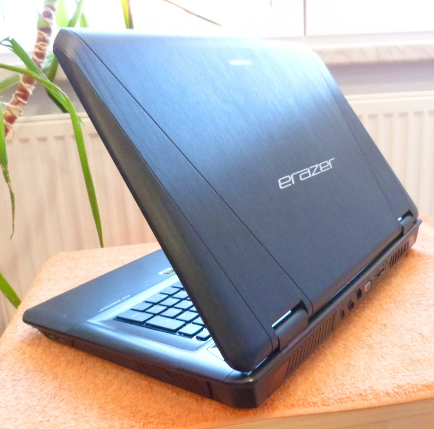 Medion ERAZER X7820 17″ FULLHD l GeForce GTX i7 Windows 11 2x SSD HDD 1500GB