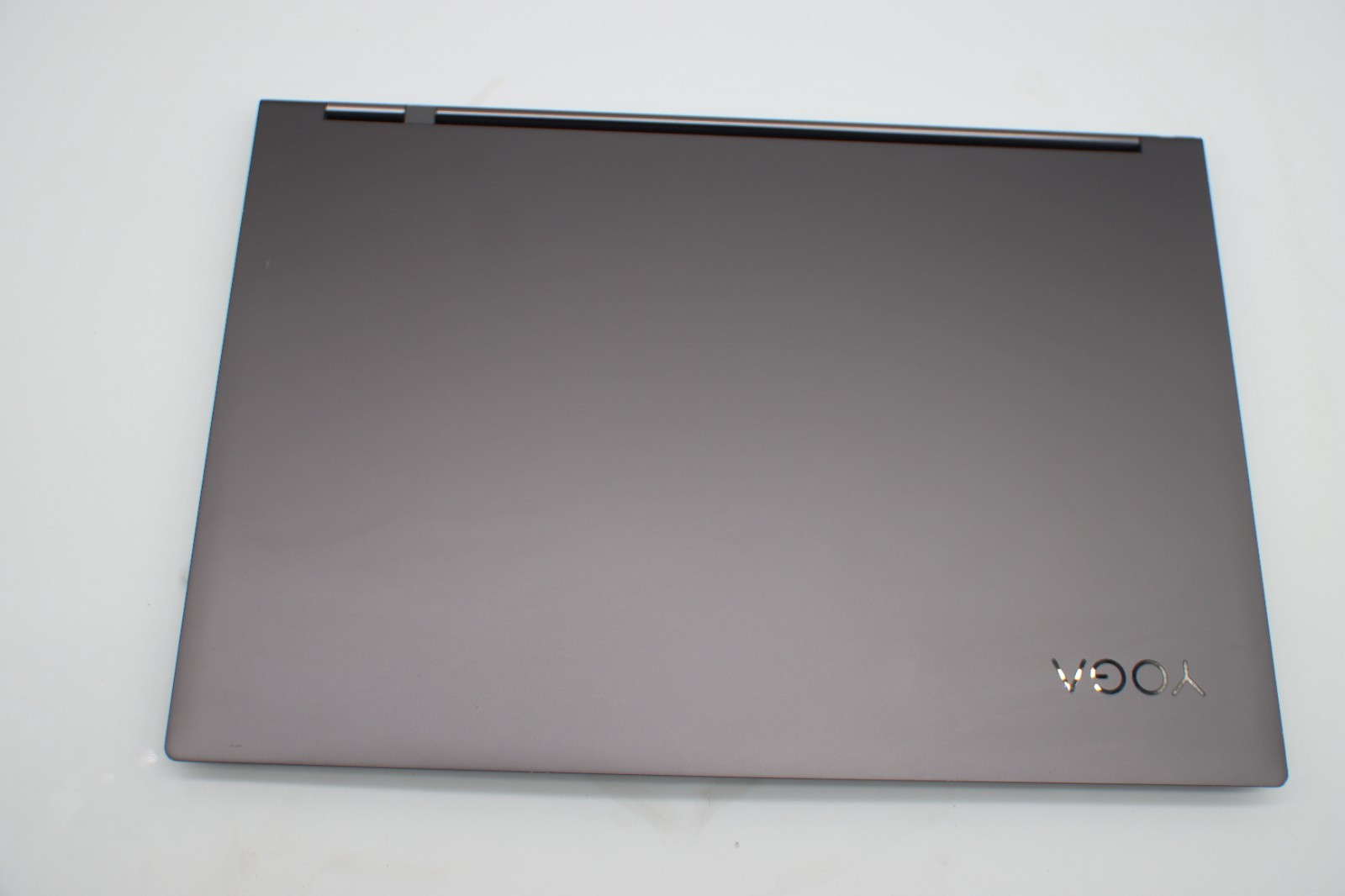 Lenovo Yoga C930-13IKB Laptop 13.9″ Intel Core I7-8550U 12GB RAM 256GB SSD