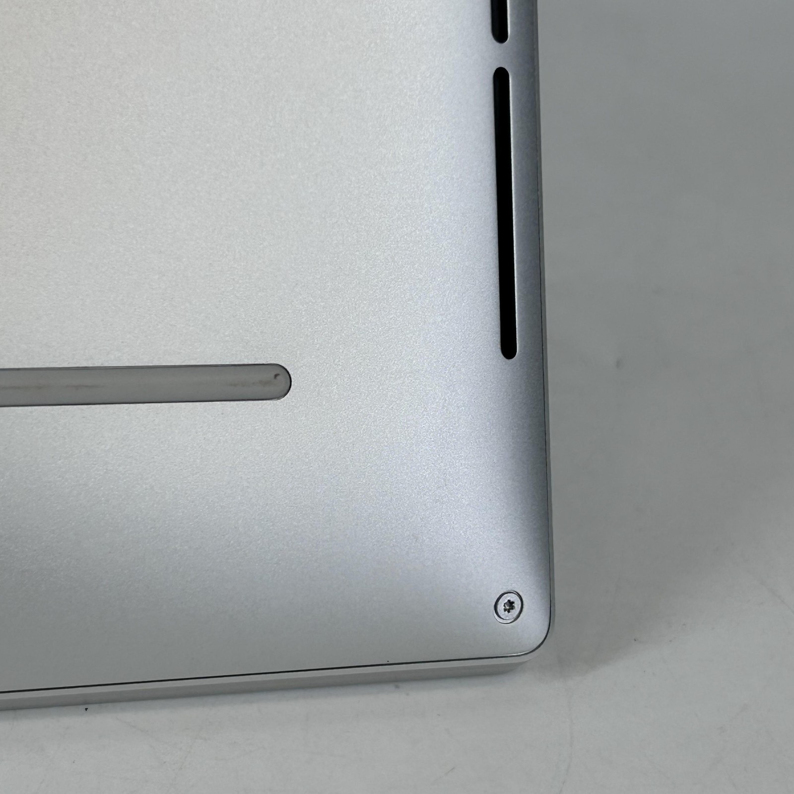 Dell XPS 13 Plus 9320 Silver FHD+ 2.1 GHz i7-1260P 32GB 1TB SSD Fair BAD BATTERY