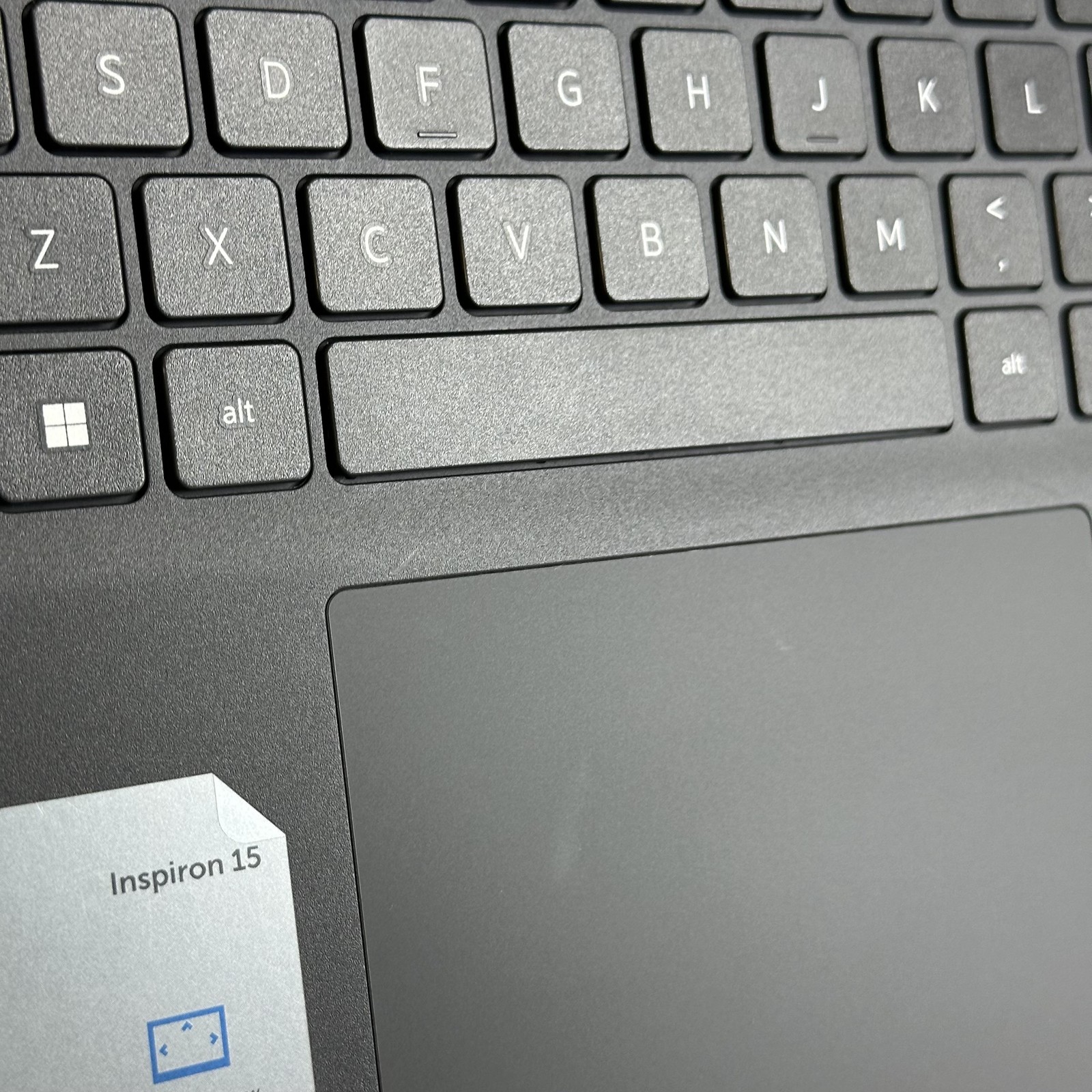 Dell Inspiron 3520 15.6 2022 Black FHD 1.7 GHz i7-1255U 16GB 1TB SSD Good