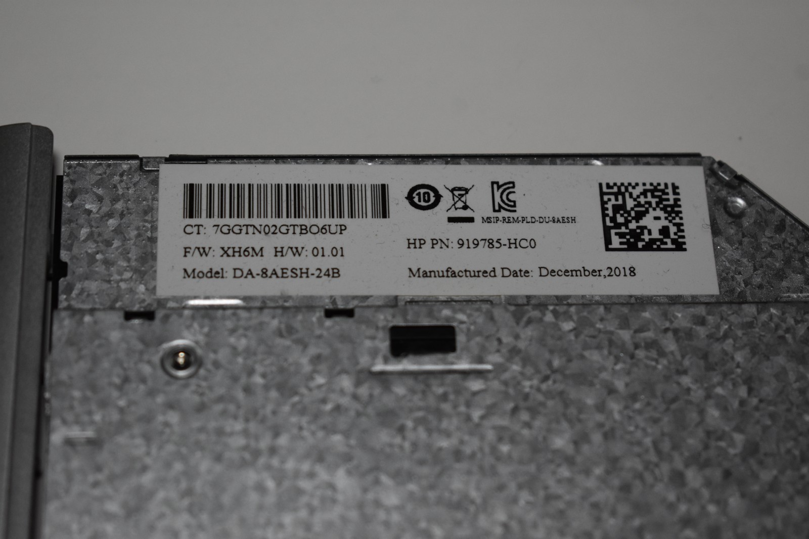DVD CD DRIVE ONLY HP 15-da0032wm i3-8130U 1TB HDD Win 10 Silver READ DESCRIPTION
