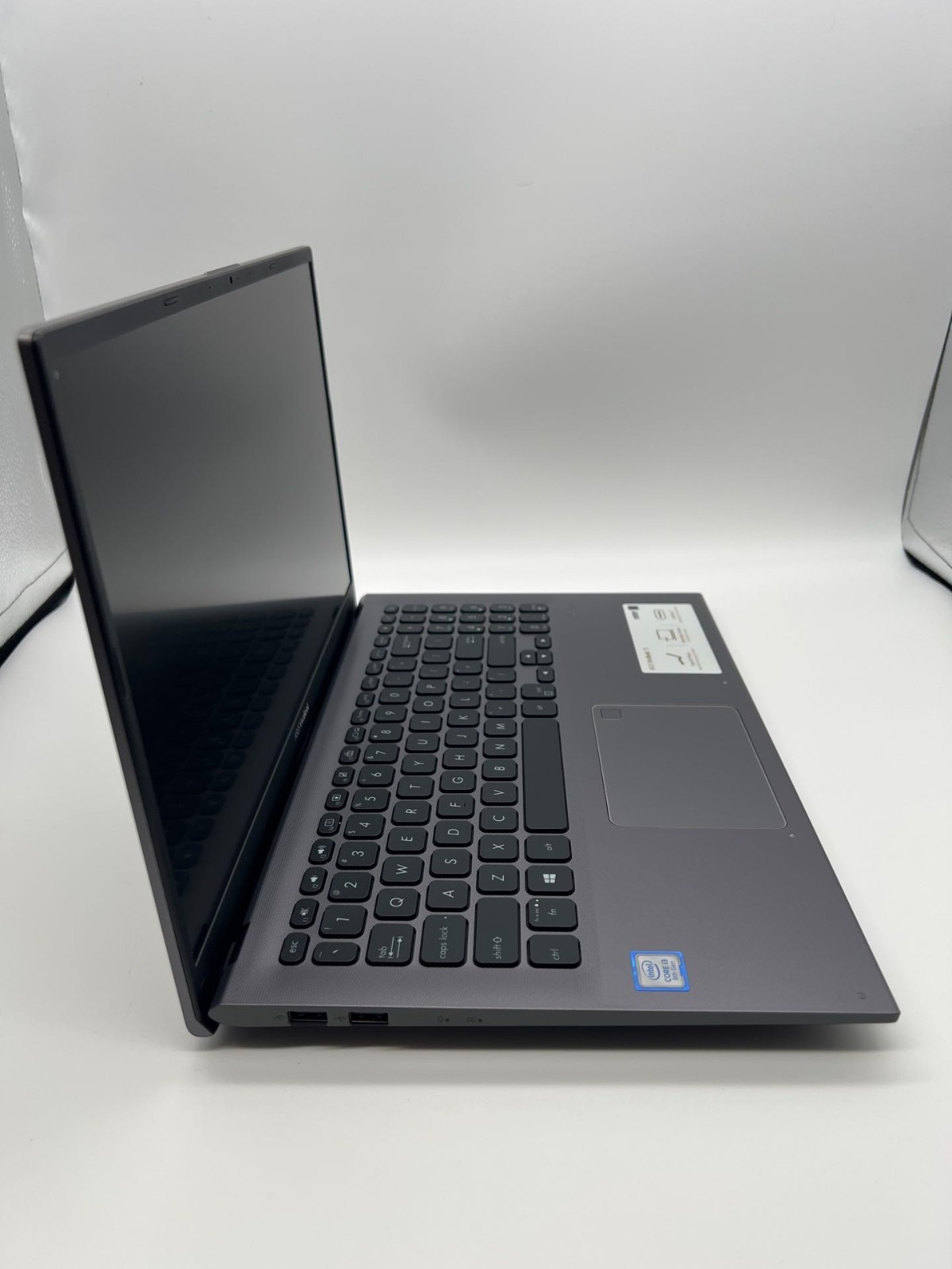 ASUS Vivobook 15 F512FA 15.6″ i3-8145U 8GB 128GB SSD Win11 home
