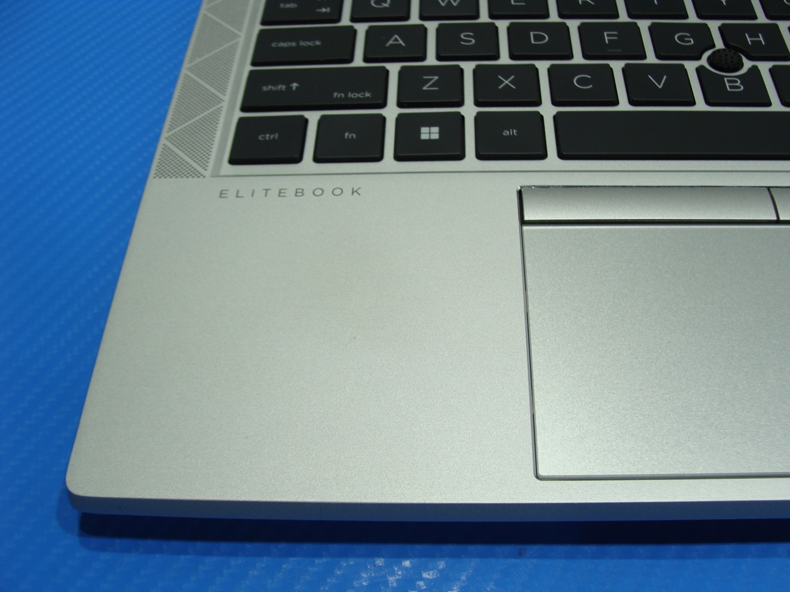 HP EliteBook 840 G8 14″ FHD Core i7-1185G7 3GHz 16GB 256GB Windows 11 Pro