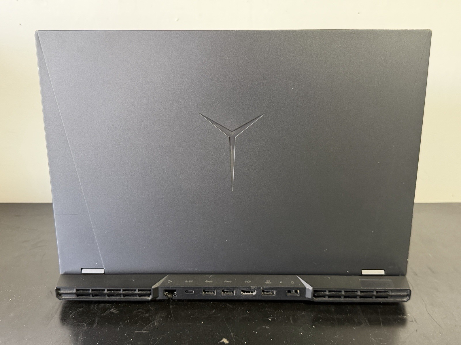 Lenovo Legion 5 Pro 16ACH6H Ryzen 7 5800H RTX 3070 NO RAM NO SSD / OS AS IS READ