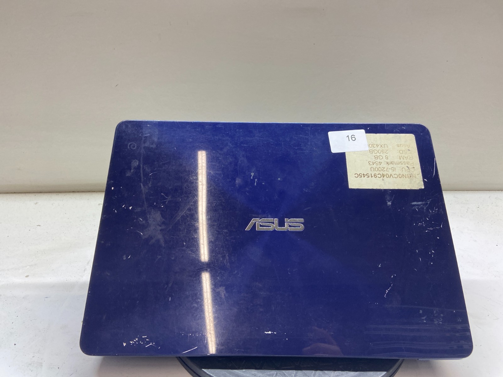 Asus Zenbook UX430U Intel Core i7-7500u 2.7GHz 8GB NO HDD