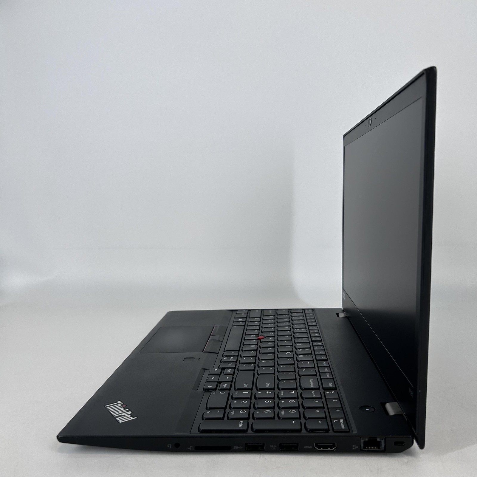 Lenovo ThinkPad T580 15.6 FHD TOUCH i7-8650U 1.90GHz 16GB 256GB SSD WHITE SPOTS