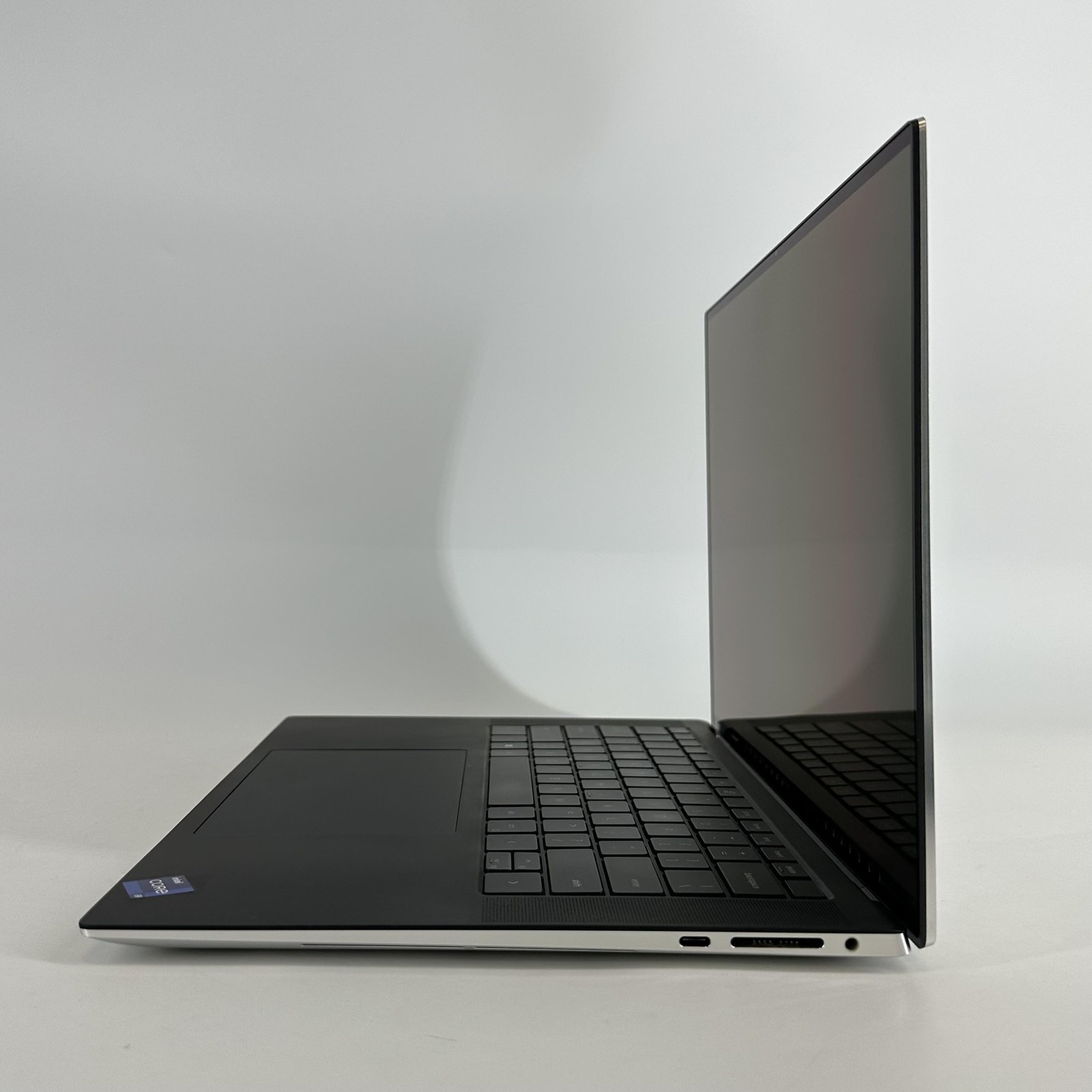Dell XPS 15 9510 TOUCH i9-11900H 2.50GHz 32GB 1TB SSD RTX 3050 Ti Very Good