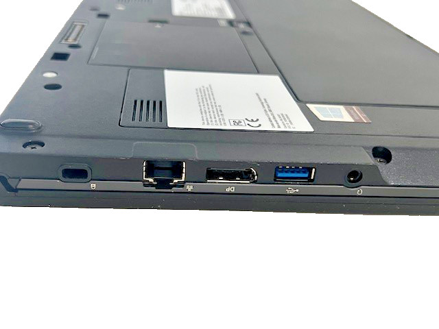 Fujitsu Lifebook U749 14″ FHD i7-8665U 4.80GHz 16GB 256GB SSD UHD 620 FP WIN 11