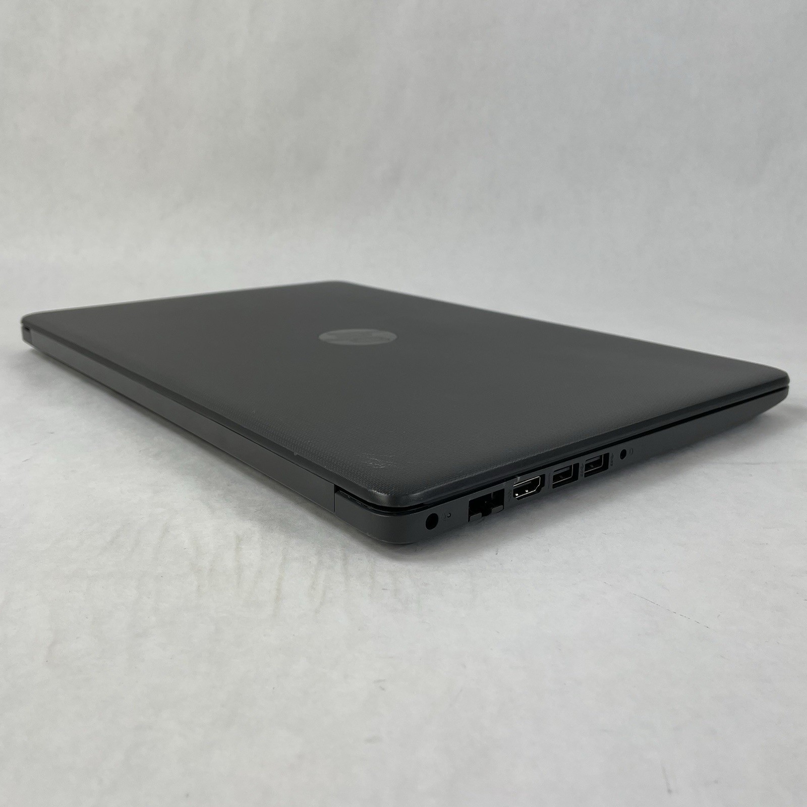 HP 255 G7 15.6″ Ryzen 3 2200U 2.50 GHz 8 GB RAM No SSD/OS/AC