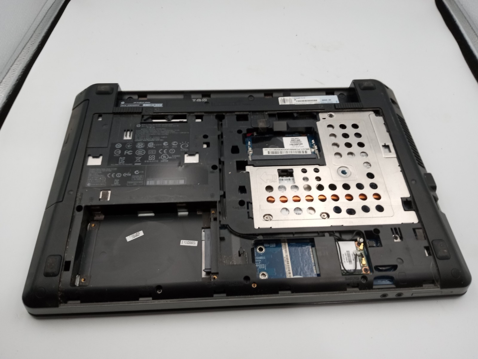 HP ProBook 4540s 15″ Laptop Intel Core i3 3rd Gen – NO BOOT – PARTS / REPAIR -RR