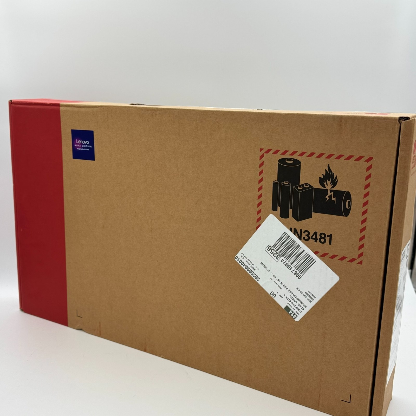 Lenovo Yoga Pro 9i 16″ 2.8K OLED Touch Ultra 9 285H RTX 5050 32GB 1TB Luna Grey