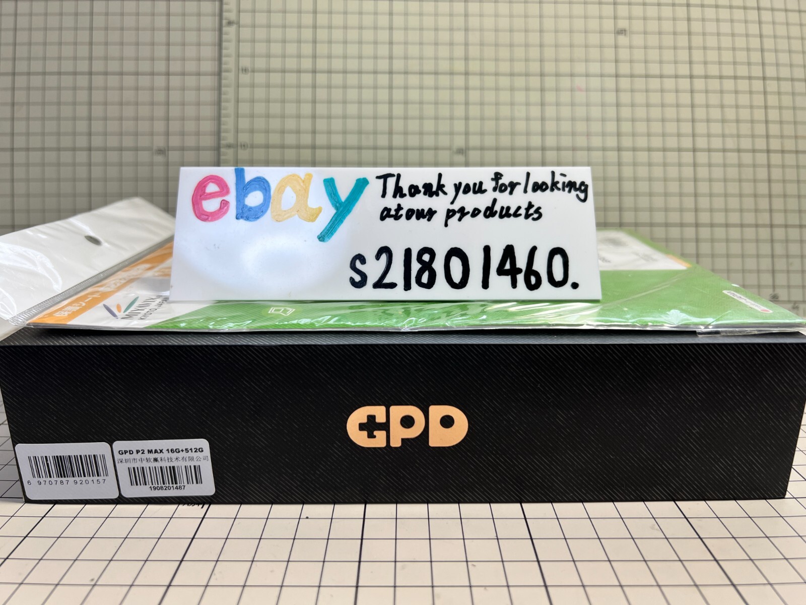 GPD P2 MAX Windows10 Core m3-8100Y Memory 16GB SSD 512GB Near Mint