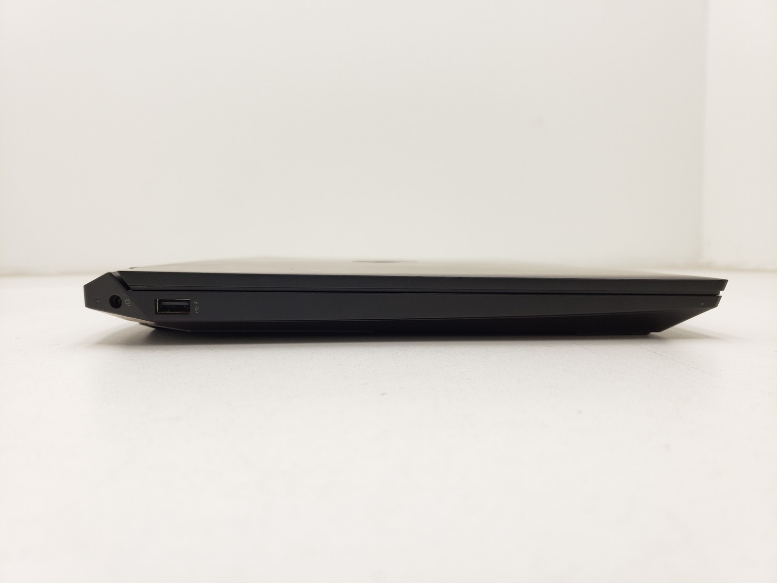 HP Pavilion Gaming 15-ec0013dx Laptop AMD Ryzen 5 3550H 8GB 256GB SSD GTX 1050