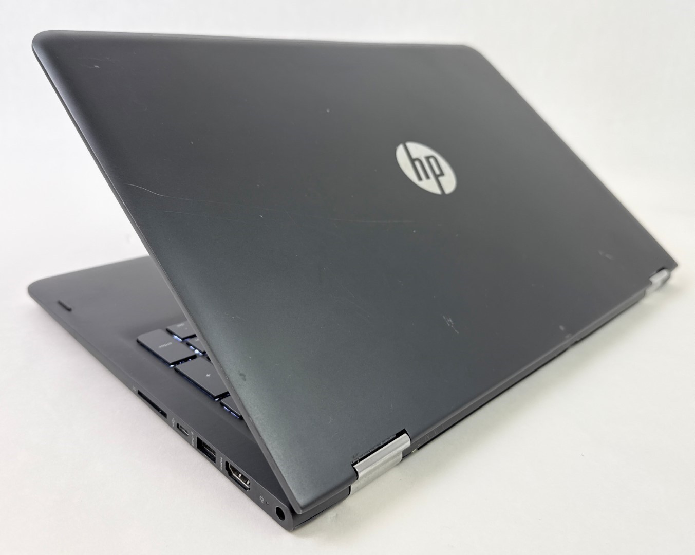 HP ENVY x360 M6-ar004dx 15.6″ FHD Touch FX-9800P 8GB 256GB W10H Laptop – Dents!