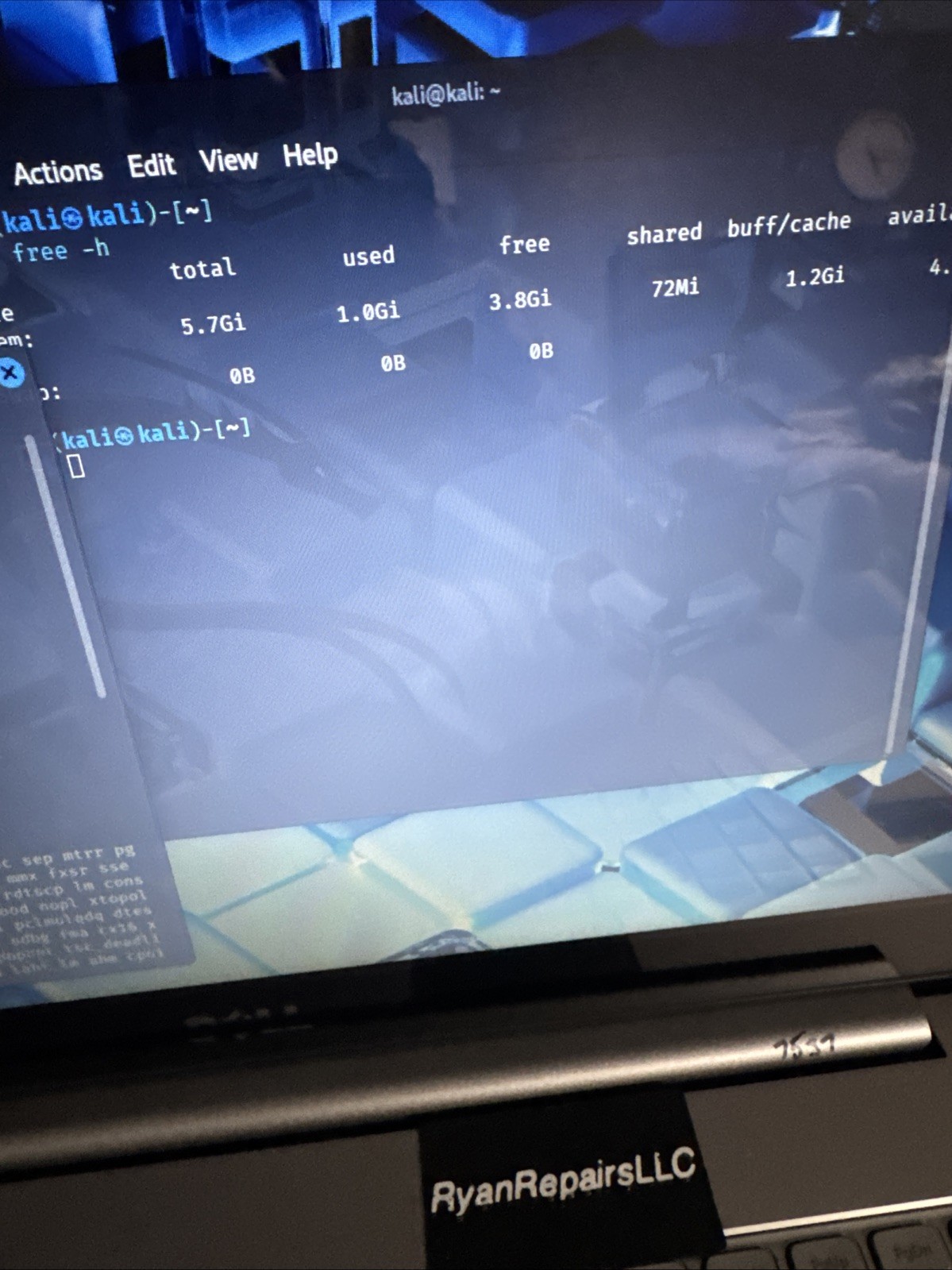 Dell Inspiron 7537 i5-4210U 6GB RAM NO HDD 15.6″ 1368×768 W11P (READ)