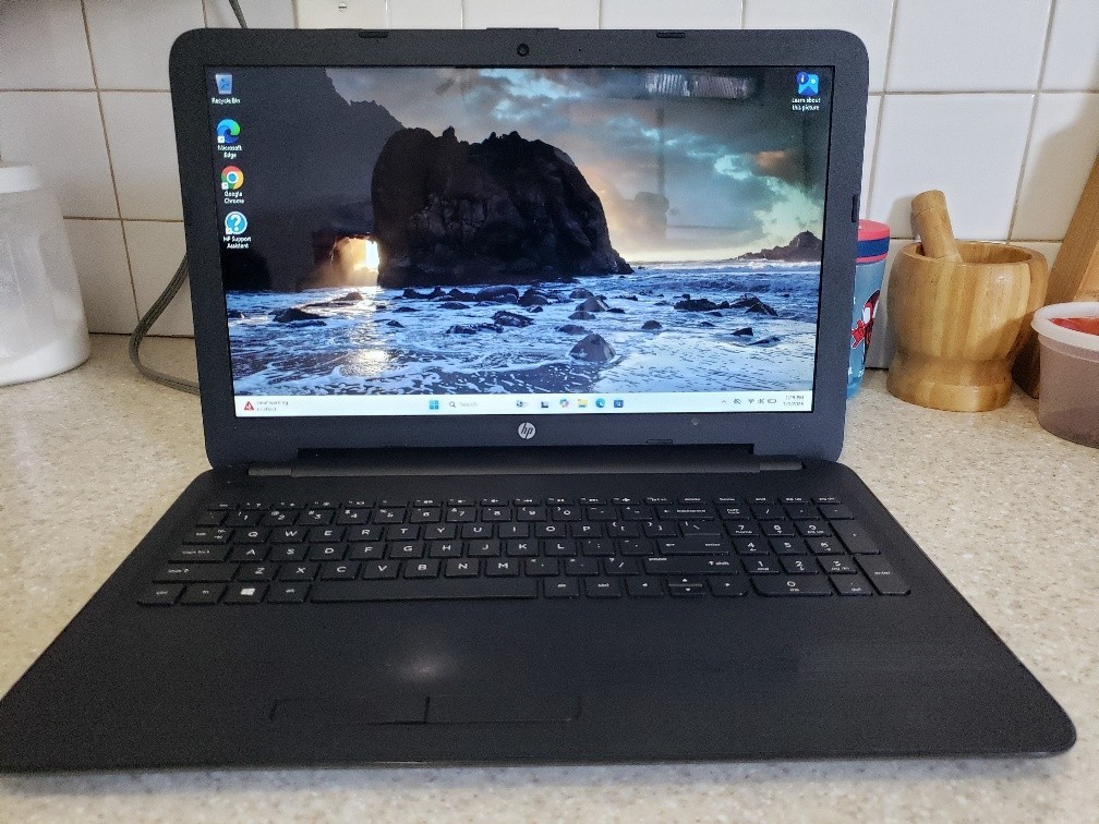 HP 15-BA079DX AMD A10-9600P 500GB SSD 8GB RAM WIN 11 TOUCHSCREEN LAPTOP
