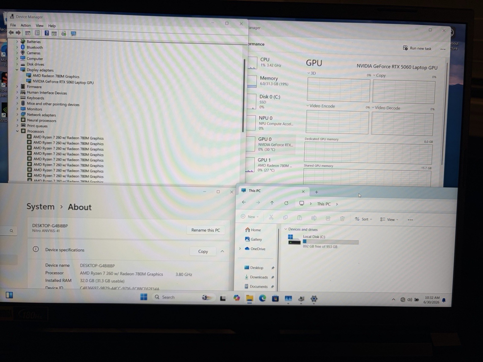 RTX 5060 Acer Nitro V 16S AI 180Hz FHD+ 3.8 GHz Ryzen 7 260 32GB 1TB SSD