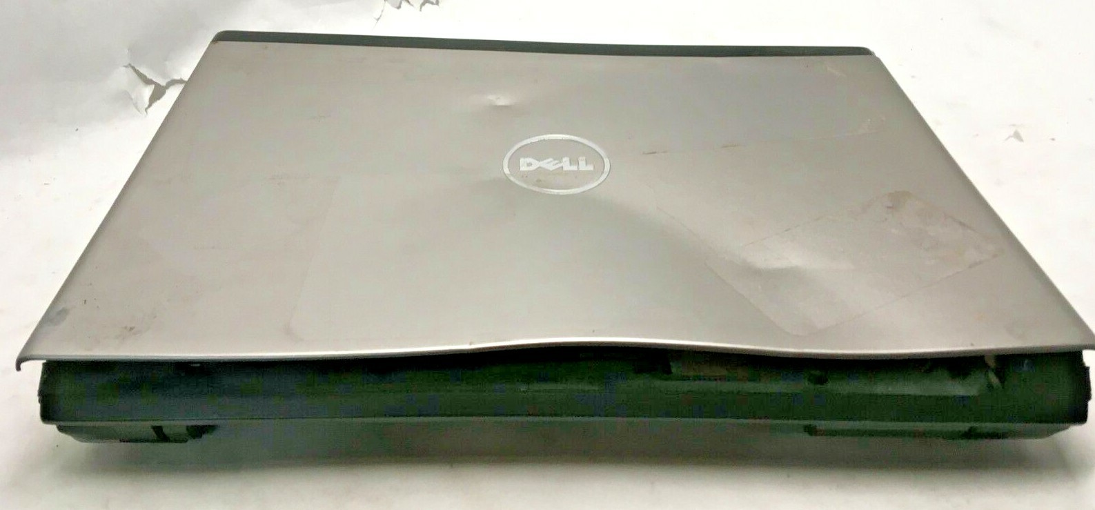 Dell Vostro 3400 14″ Intel Core i5 Laptop For Parts Broken LCD Screen NO HDD JR