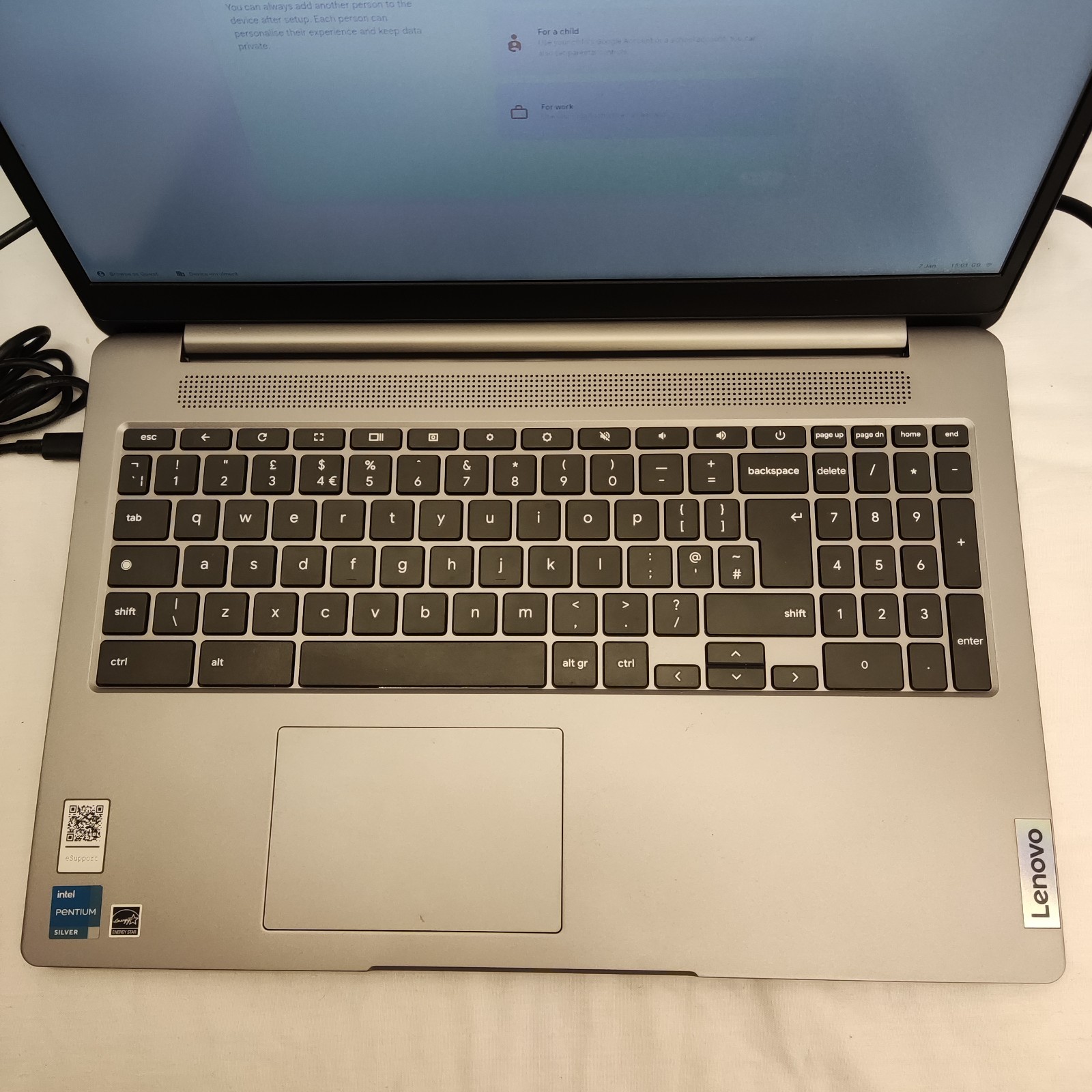 LENOVO IDEAPAD 3 CHROME 15IJL6 LAPTOP INTEL PENTIUM N6000 4GB RAM COMPUTER PC