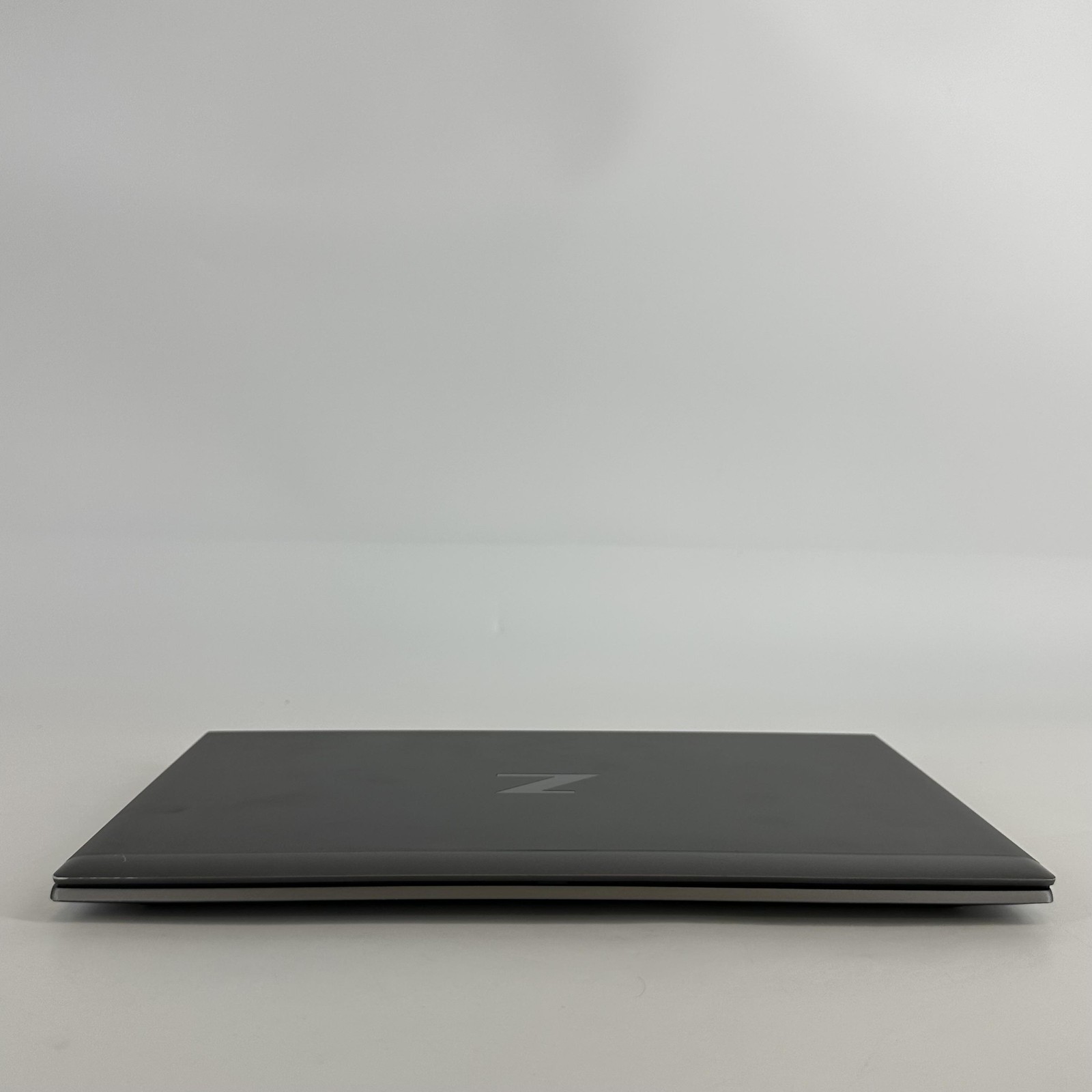 HP ZBook Firefly 14 G7 14 Gray FHD i5-10210U 1.60GHz 16GB RAM 256GB SSD Good