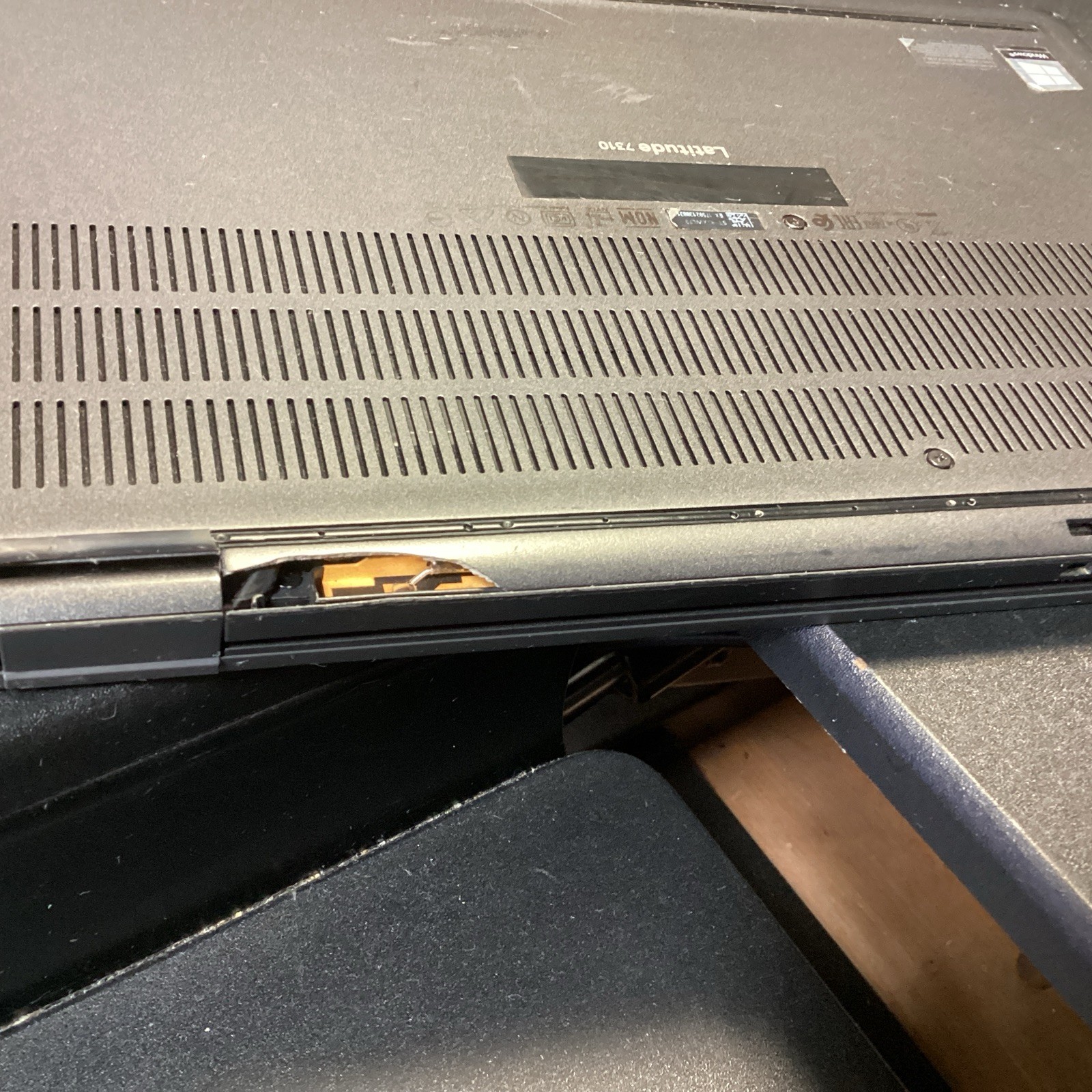 Dell Latitude 7310 Intel Core i7-10610U 1.80GHz 16GB RAM NO SSD/OS/CHARGER