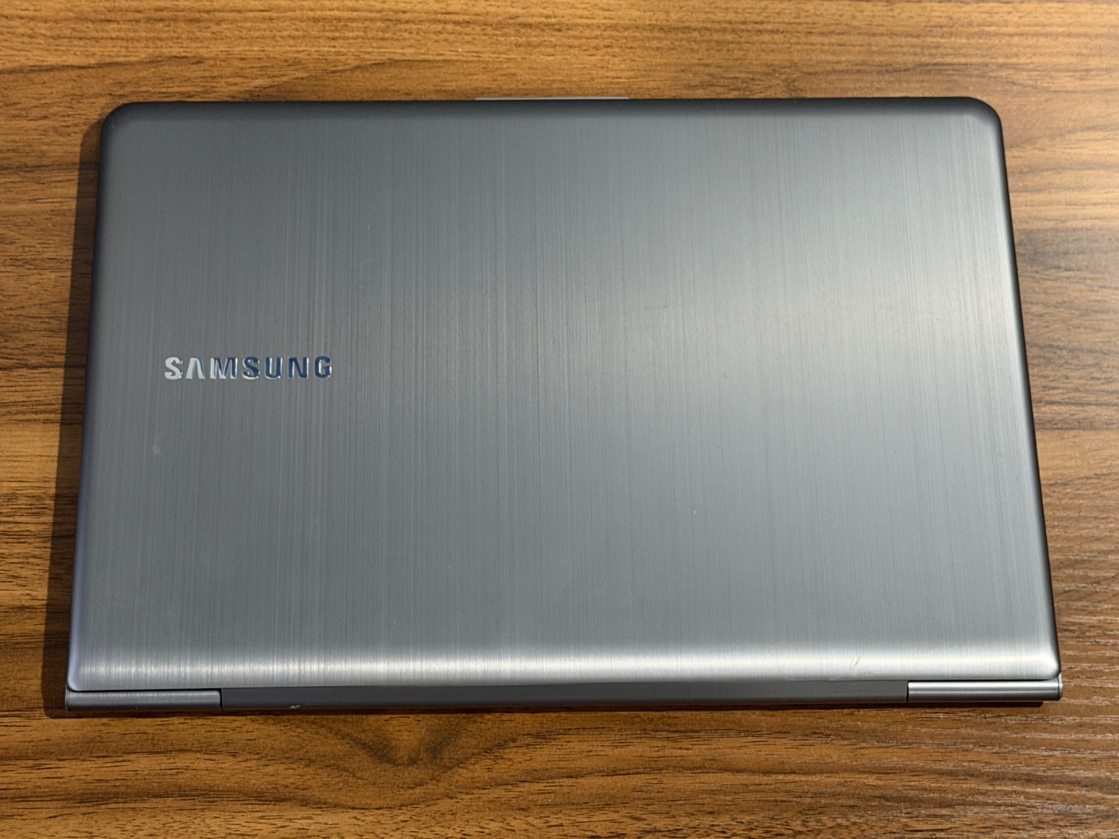 Samsung Series 5 Ultra 530U 13.3″ i5-3317U 1.7Ghz 8GB RAM 500GB SSD Windows 10