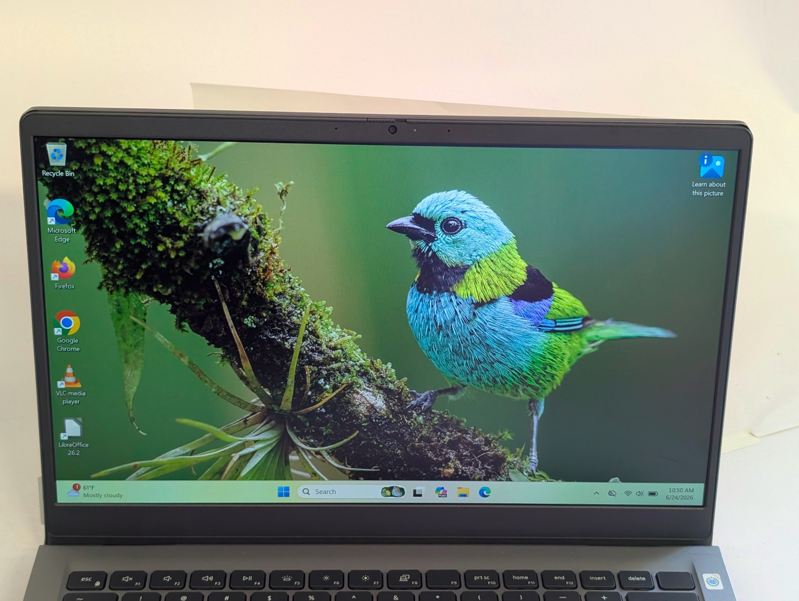 Dell Vostro 3430 Laptop; i7 1355U 1.7GHZ; 14″ FHD; 16GB RAM; 256 NVMe; *BAD HDMI