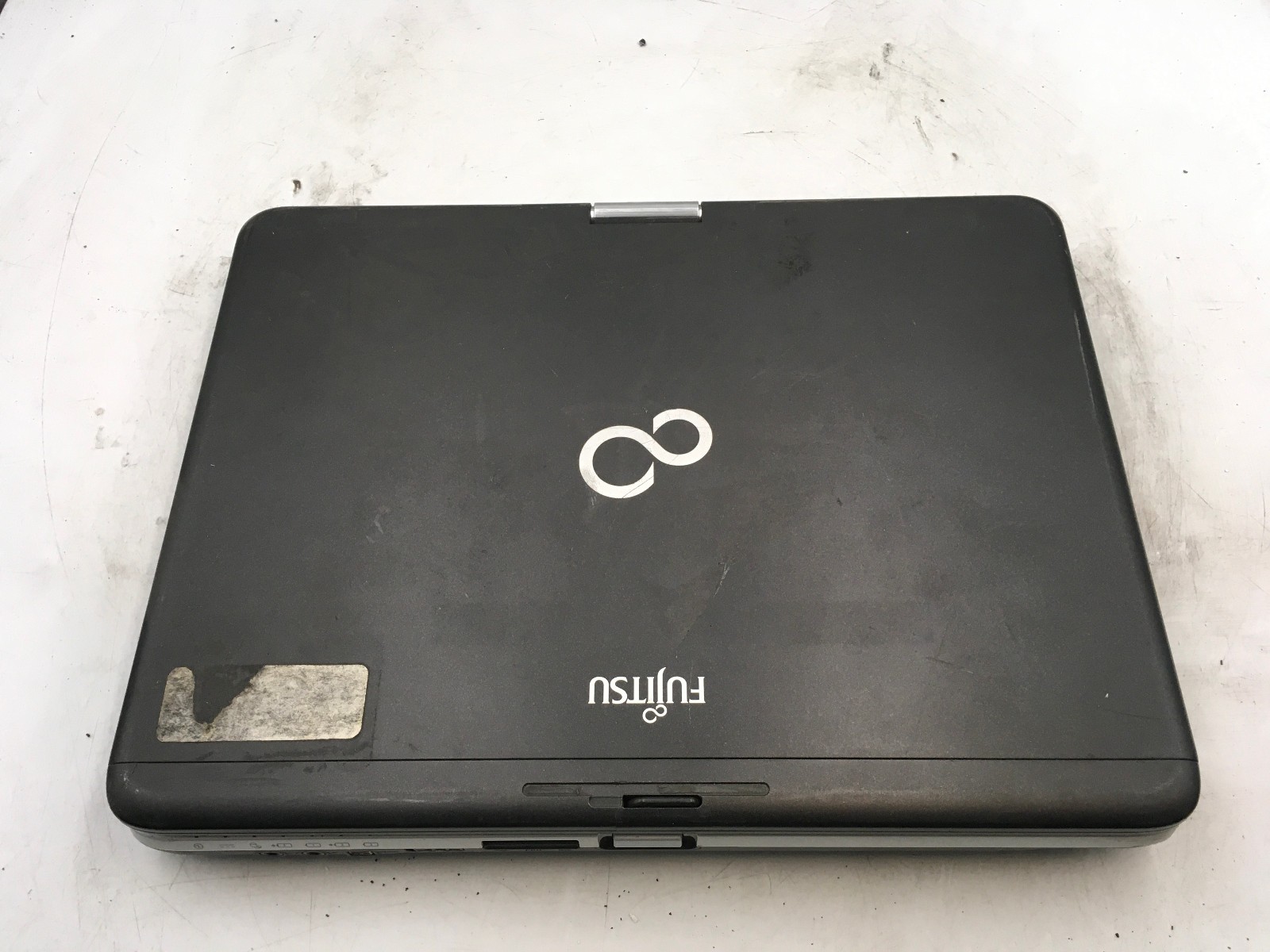 FUJITSU LIFEBOOK TSERIES T730 – BOOTS TO BIOS – INTEL I3 M370 – 4GB RAM -READ-BB