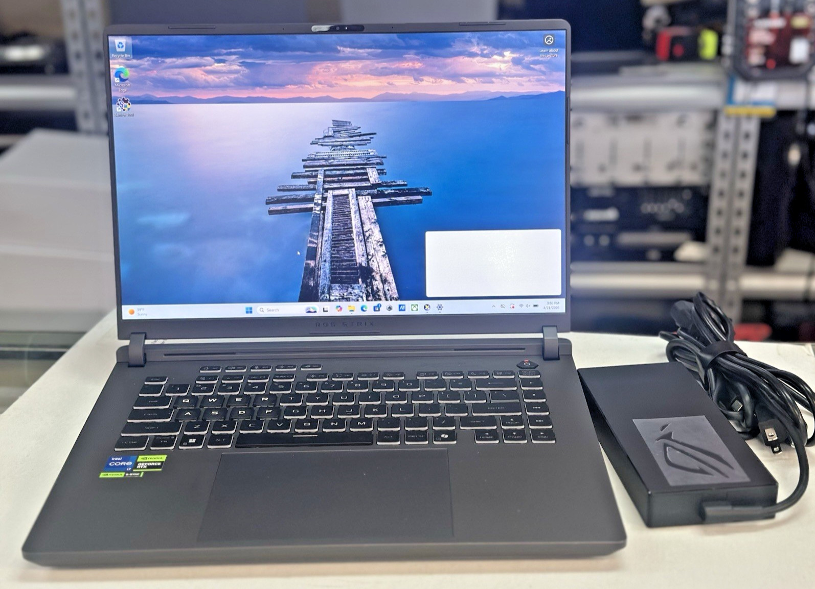 ASUS ROG STRIX G16 G615J Gaming intel i7-14650HX 16GB 1TB SSD NVIDIA RTX 5050