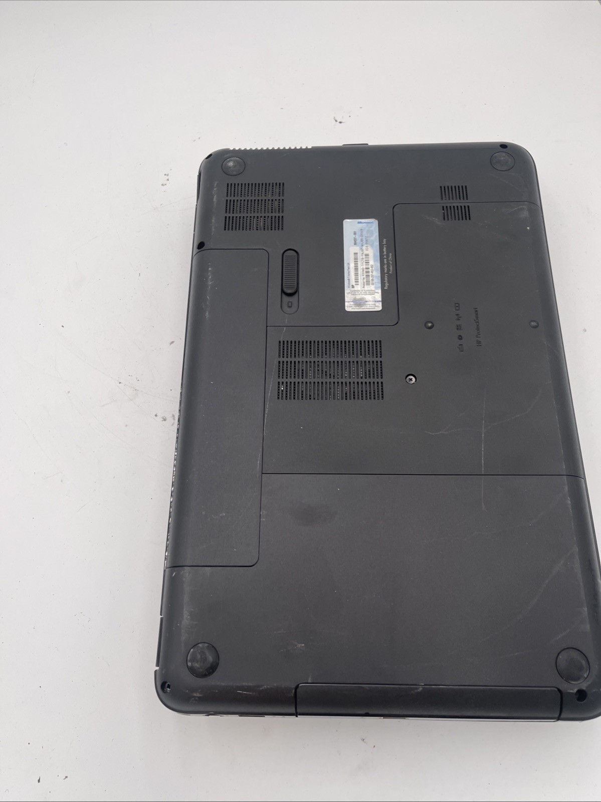 HP Pavilion Laptop AMD G6 4400M 4GB Ram – Power tested only – Sold As Is