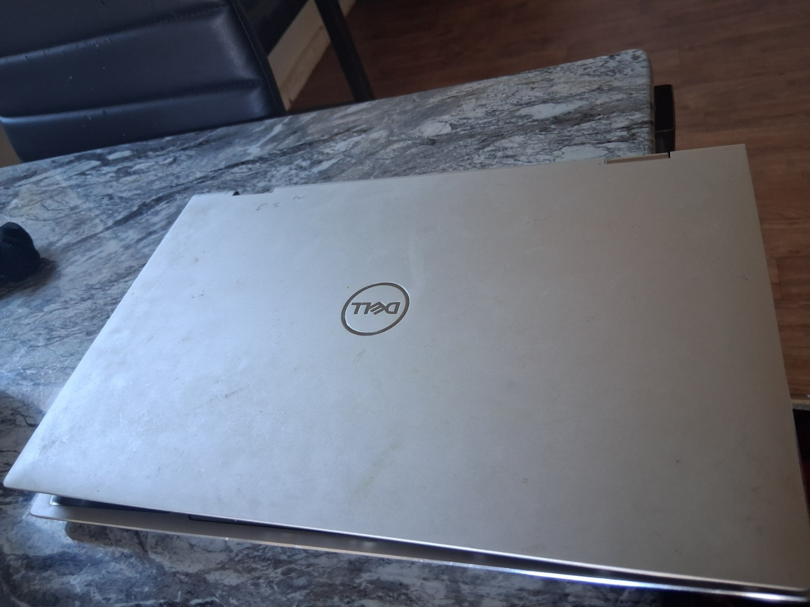 dell laptop corei5 intel inspiron 7300 2n1 power key with fingerprint reader