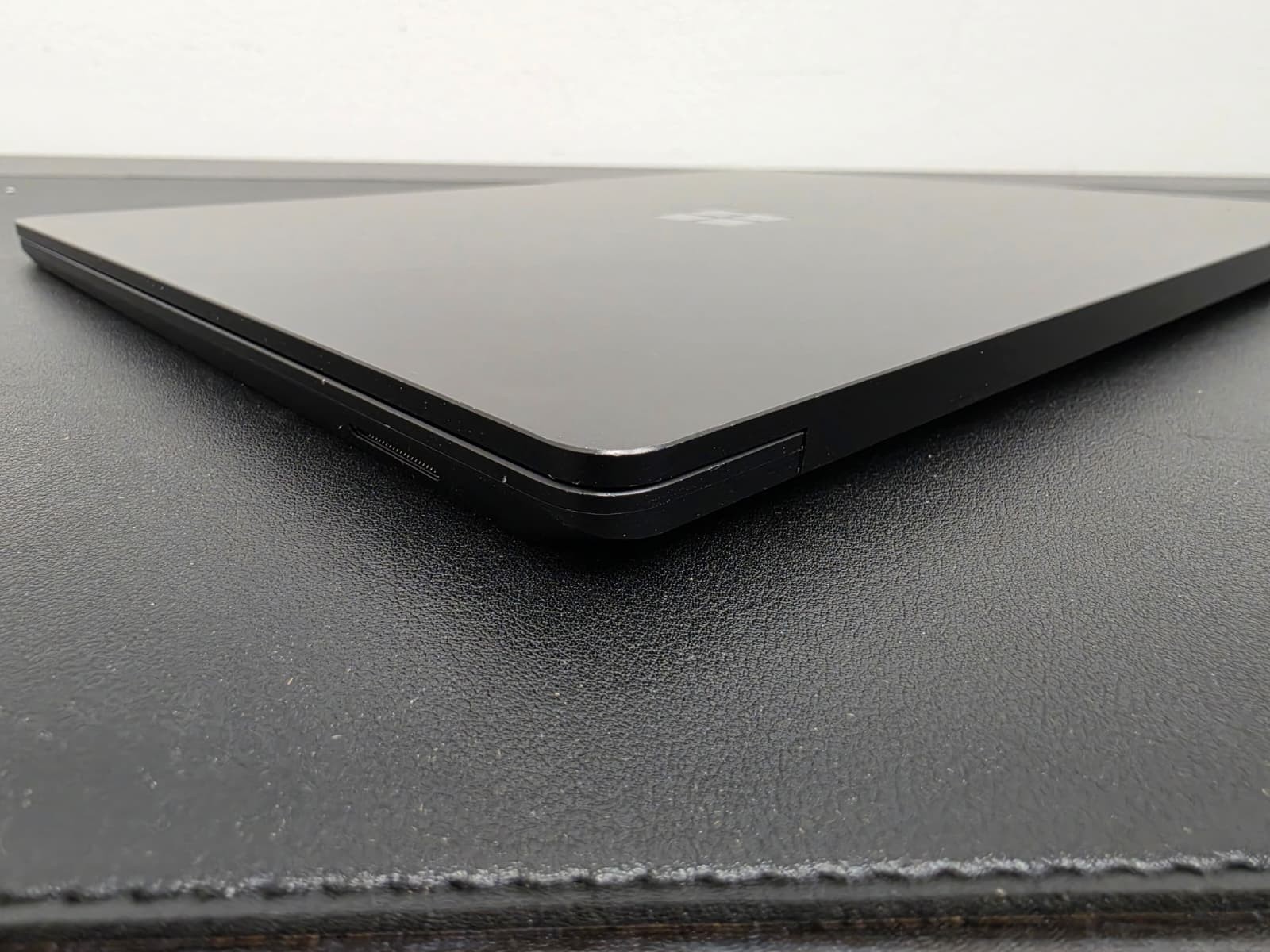 Microsoft Surface Laptop 3 – 13.5″ i7-1065G7 16GB Ram 256GB SSD Win 11 Pro