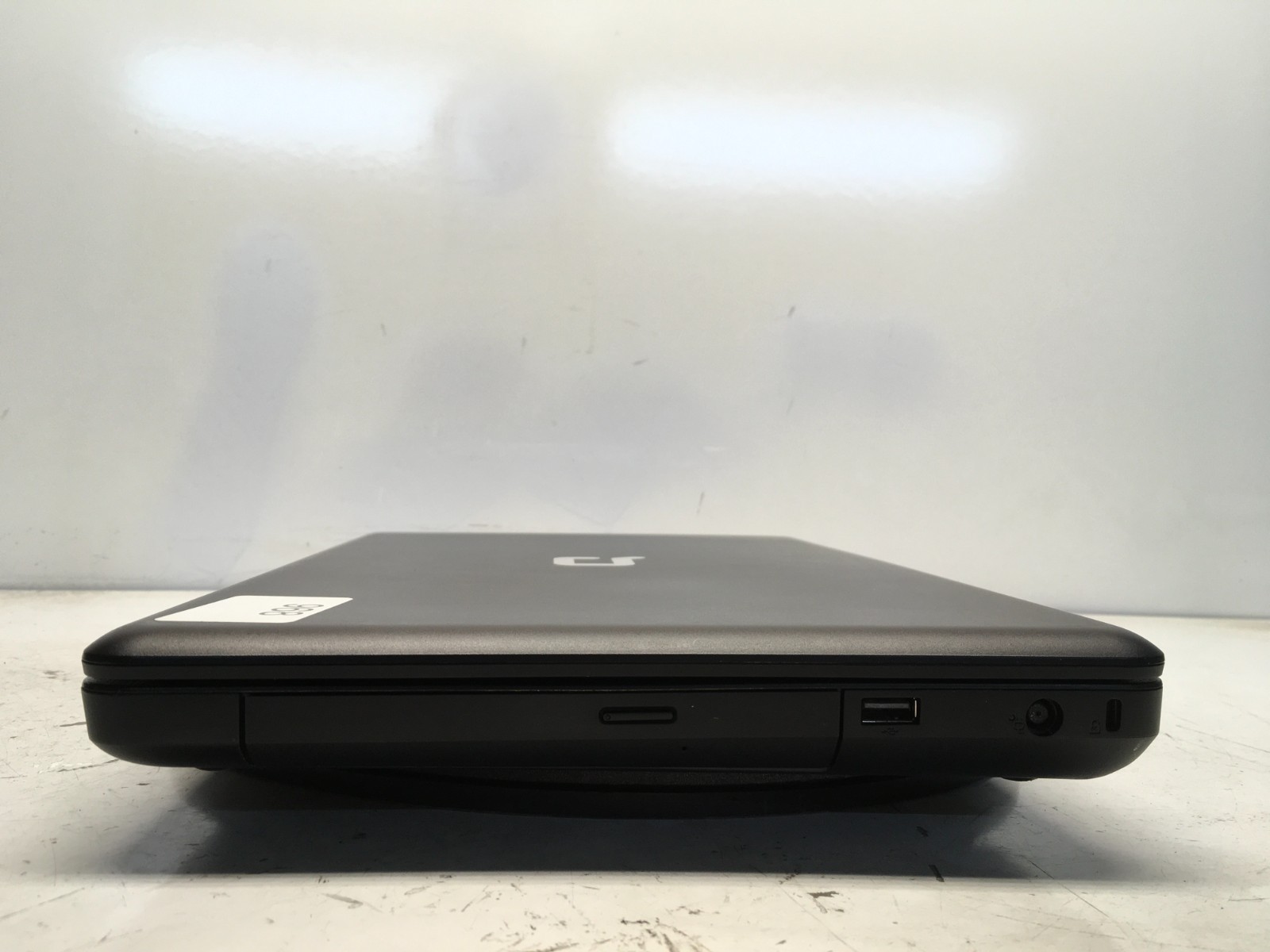 Compaq Presario CQ56-109WM Intel Celeron 900 2.2GHz 2 GB NO HDD