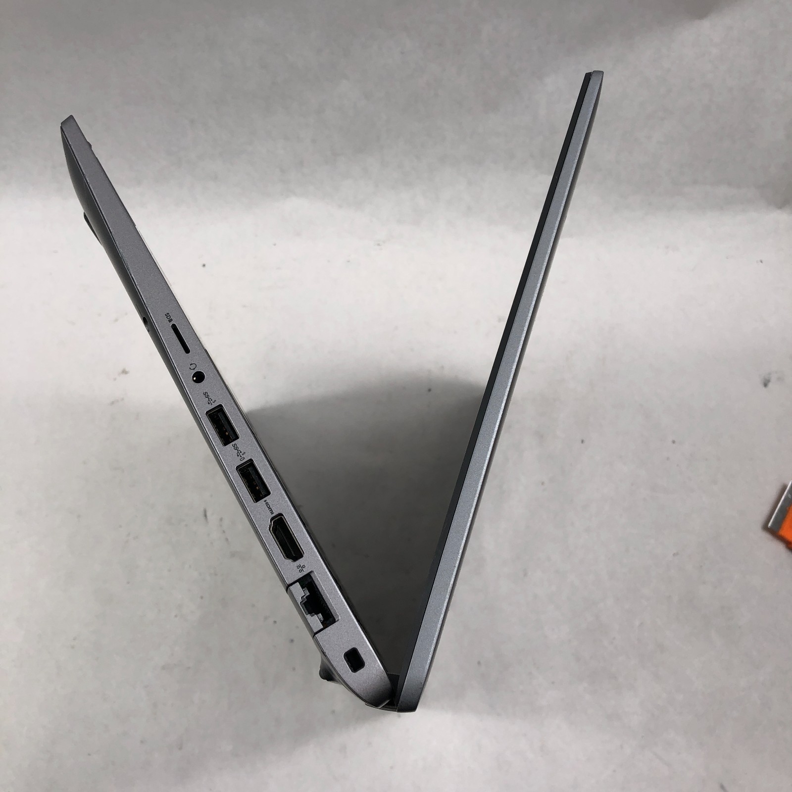 Dell Latitude 5540 15.6″ FHD Intel Core i7-1355U 16GB RAM 512GB SSD No OS READ*