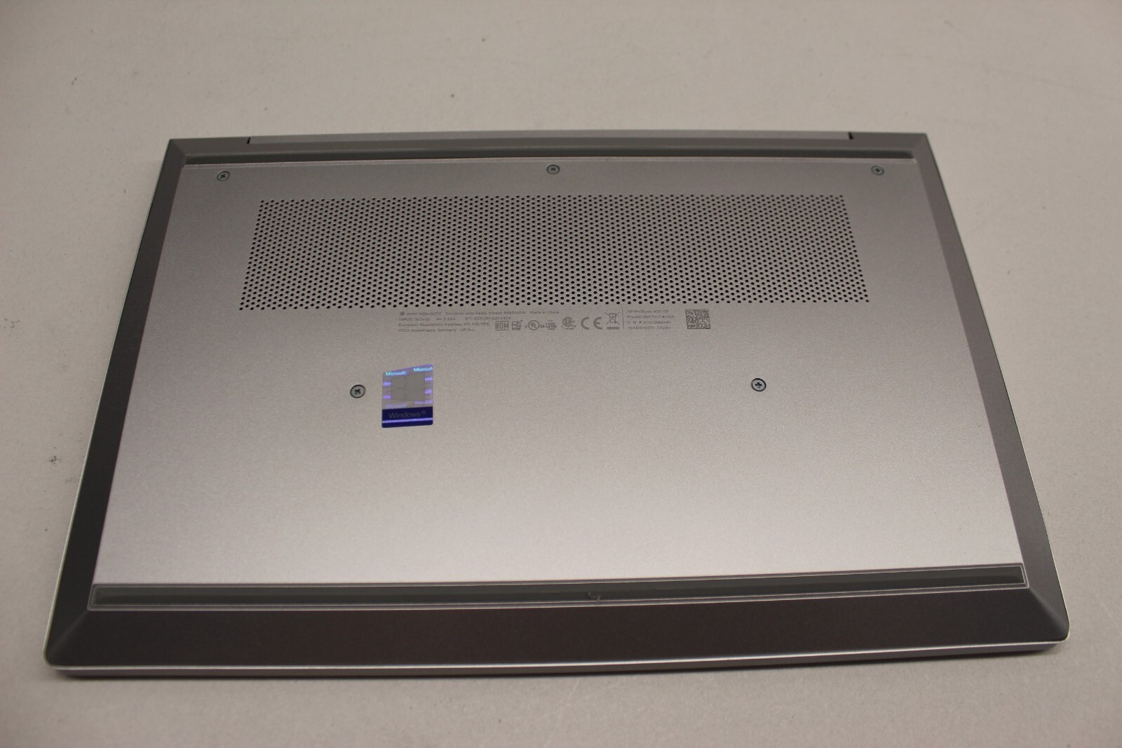 HP Probook 430 G8 i5-1135G7 256GB NvME SSD 16GB DDR4 Win11Pro