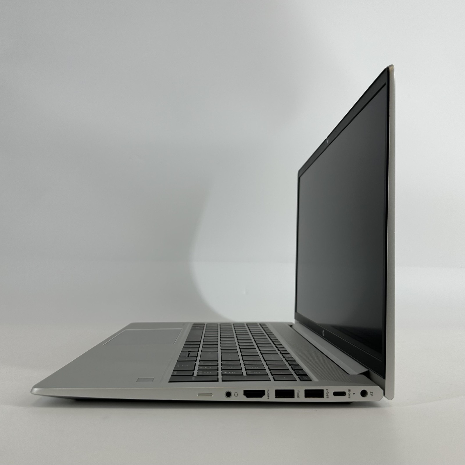 HP ProBook 455 G10 15.6 Silver FHD 2.0 GHz Ryzen 7 7730U 16GB 1TB SSD Very Good